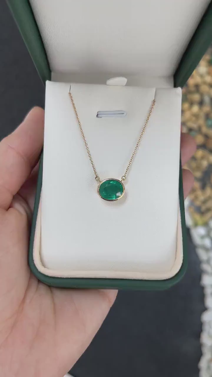 3.20ct 14K Deep Rich Green Emerald Oval Cut East to West Pendant Necklace