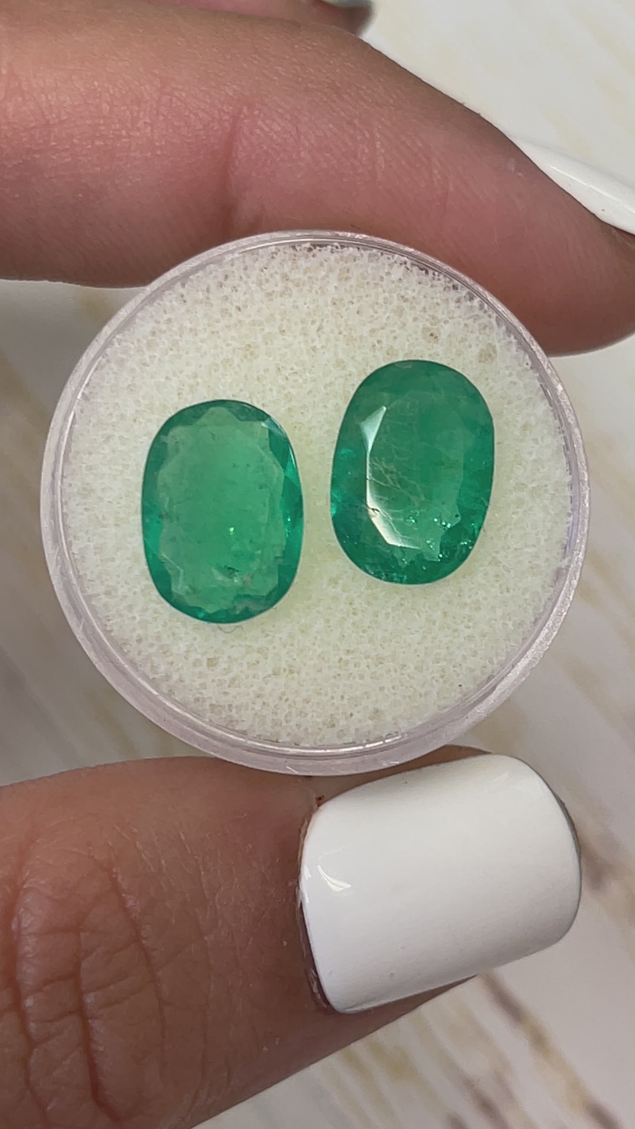 4.84tcw 12x8.5 Matching Loose Colombian Emeralds-Oval Cut