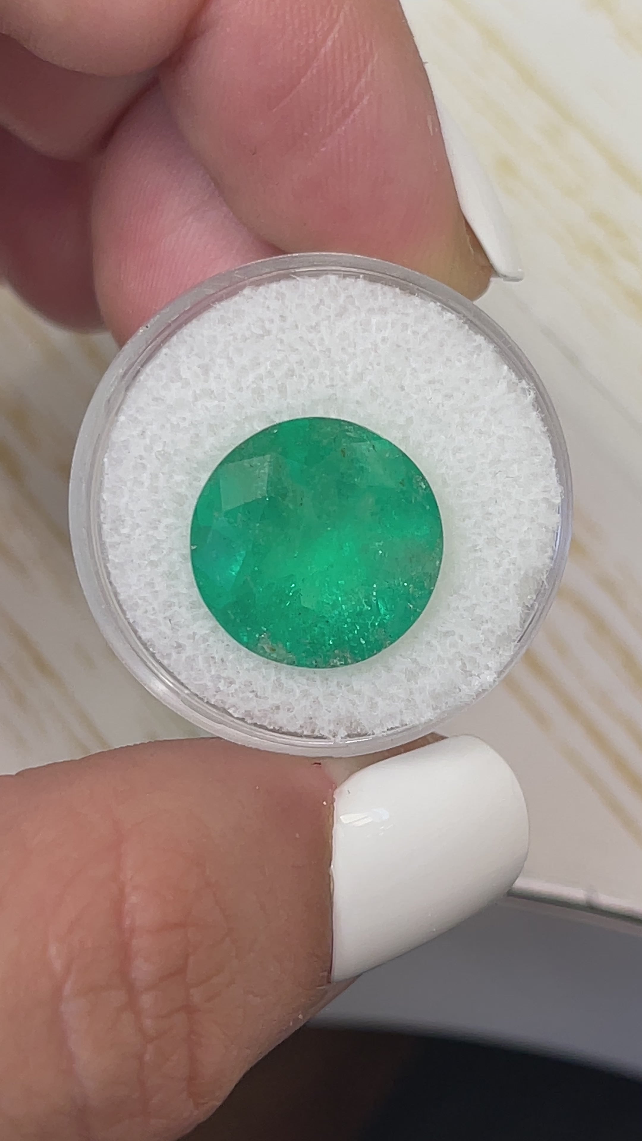 8.80 Carat 14.5x14.5 Deep Green Natural Round Loose Colombian Emerald