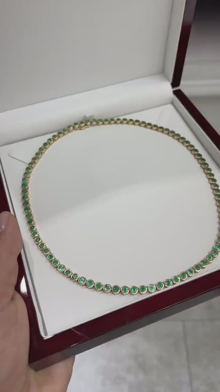 25.50tcw 14K Natural Round Medium Green Emerald Bezel Tennis Necklace