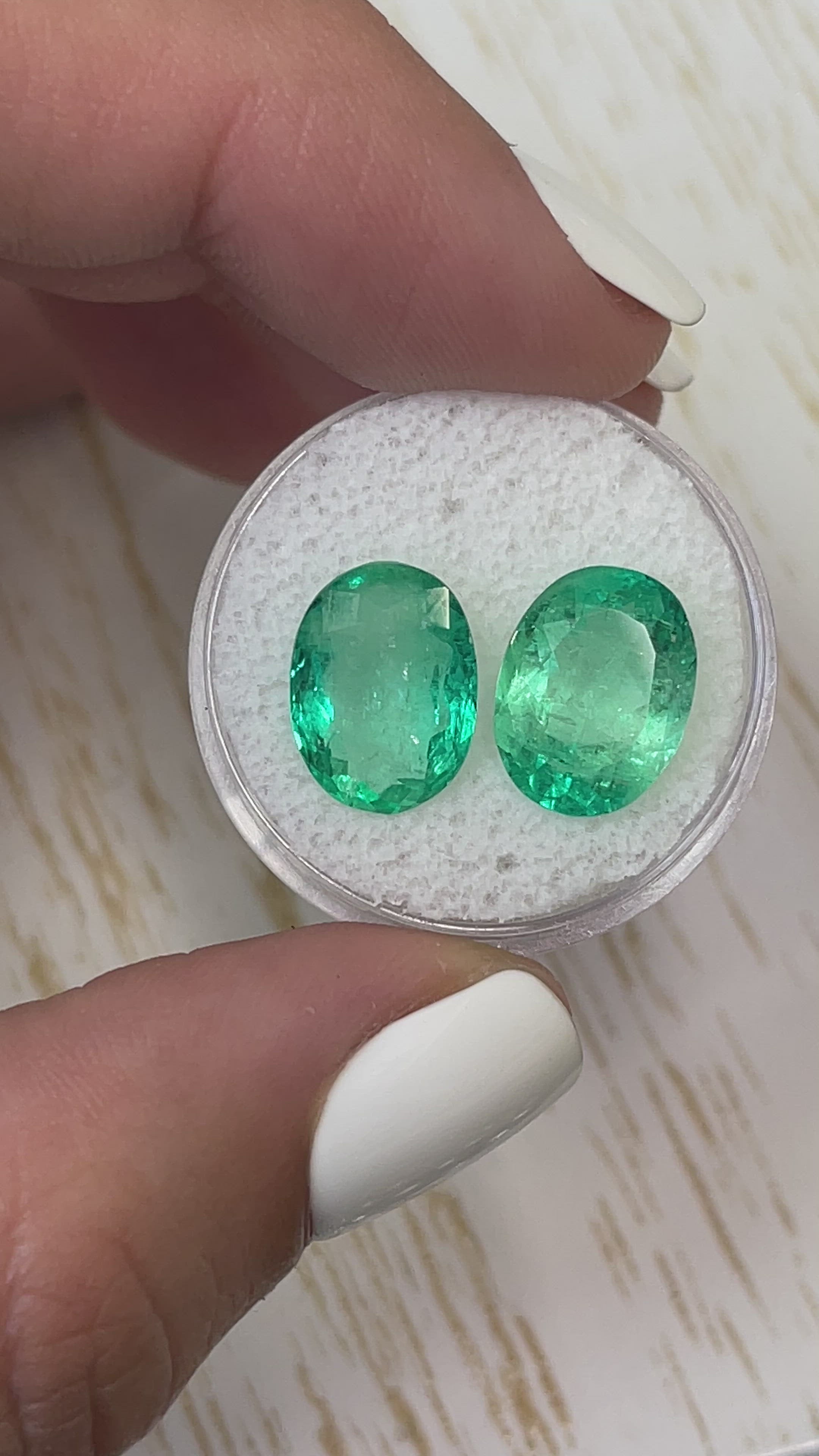 9.02tcw 13x9 Matching Loose Colombian Emeralds-Oval Cut