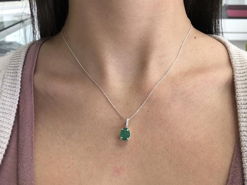 Dark Green Emerald Oval and diamond Accent Silver 4 prong Necklace 925