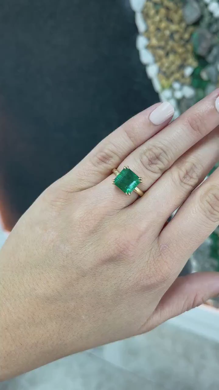 7.0ct Natural Asscher Cut Emerald Solitaire 18K Gold Engagement Ring