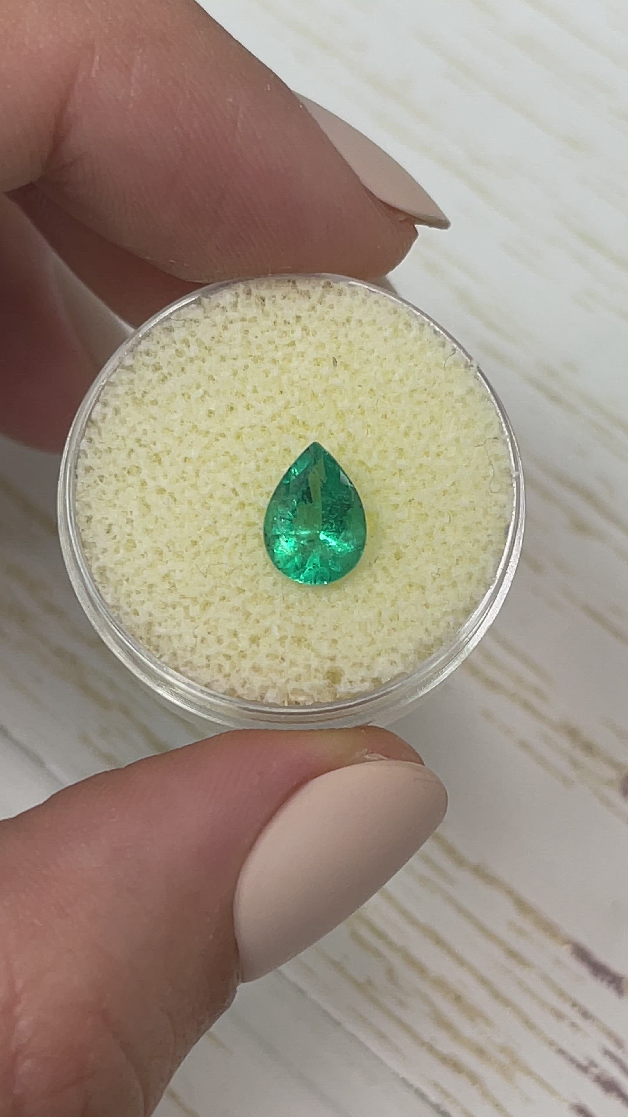 1.15 carat Medium Green Natural Loose Colombian Emerald-Pear Cut