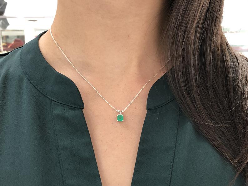 0.90 Carat Zambian Emerald  Solitaire Pendant Gold 14K