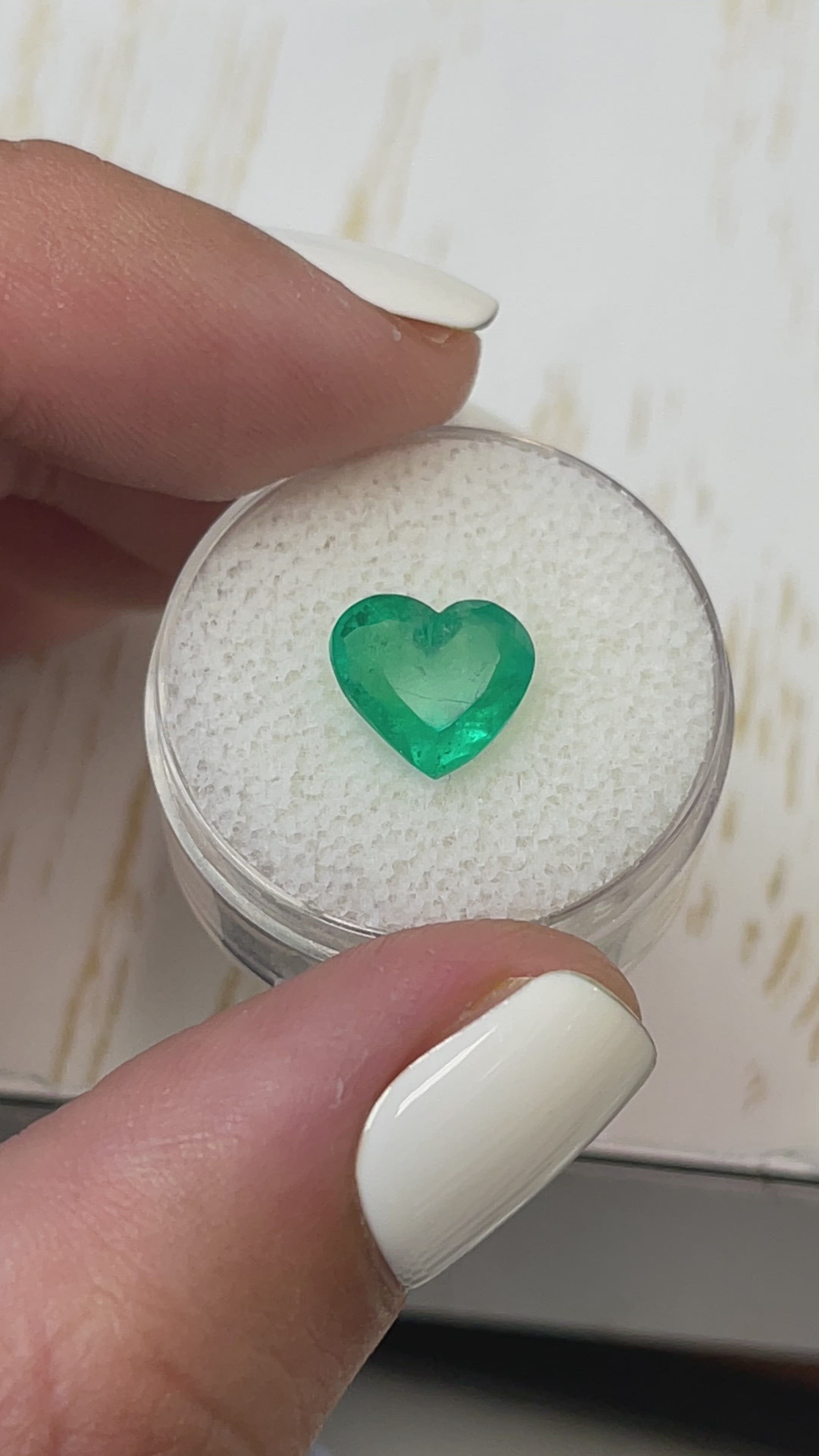 9x10mm Colombian Emerald - Stunning 2.87 Carat Heart Cut