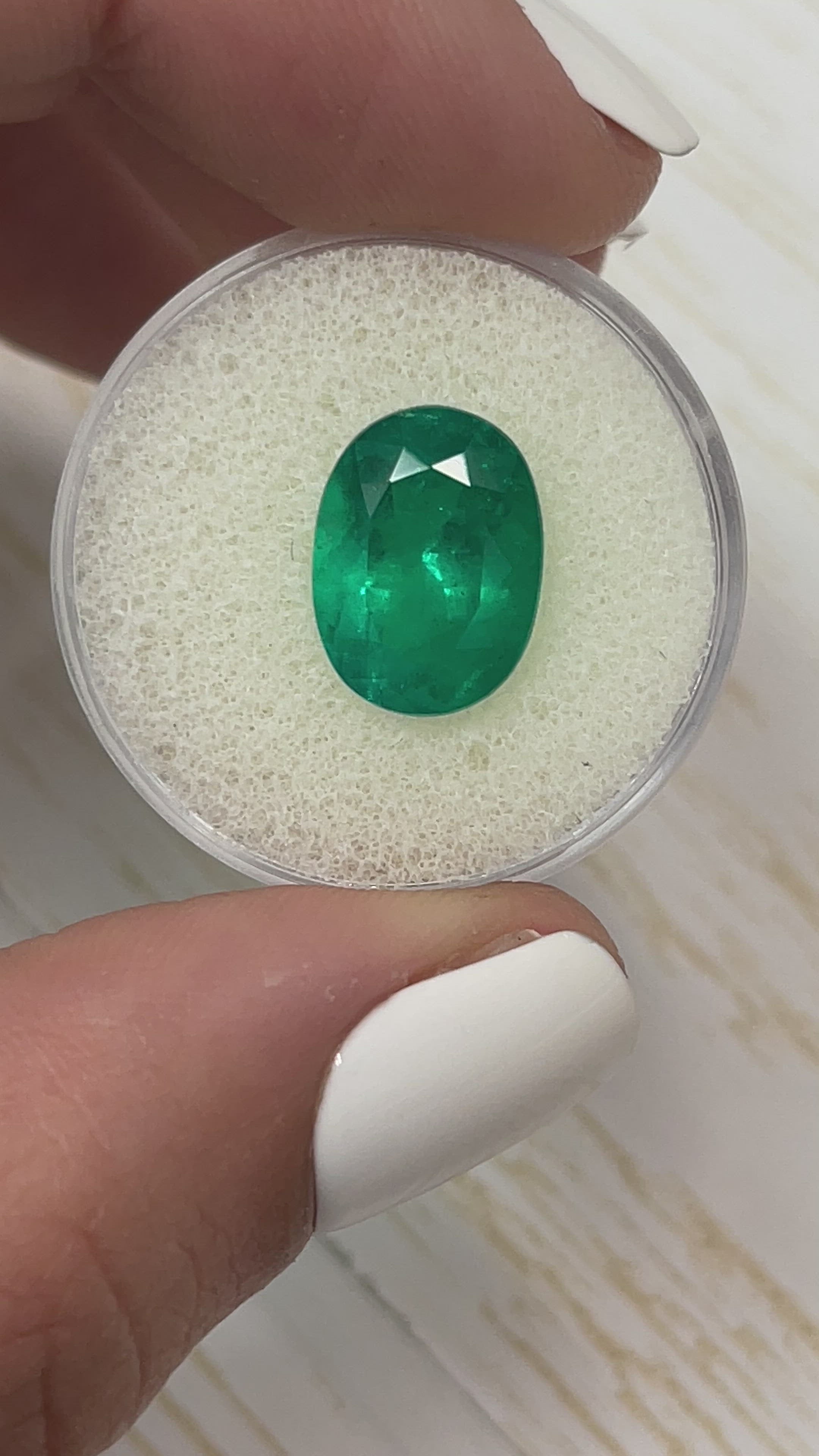 5.07 Carat Certified 13x10 Vivid Muzo Green Natural Loose Colombian Emerald-Oval Cut