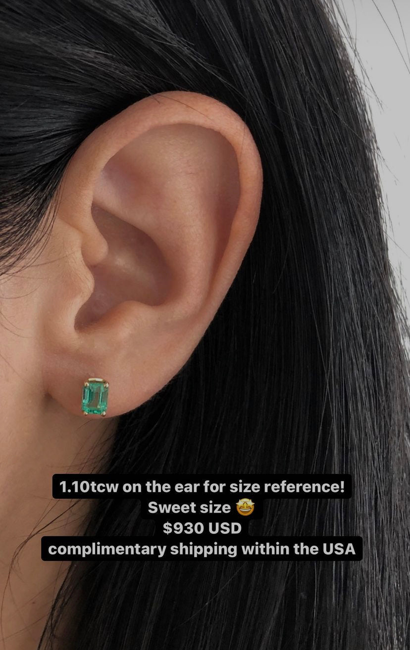 1.10tcw Colombian Emerald Stud Earrings Yellow Gold 14K - JR Colombian Emeralds