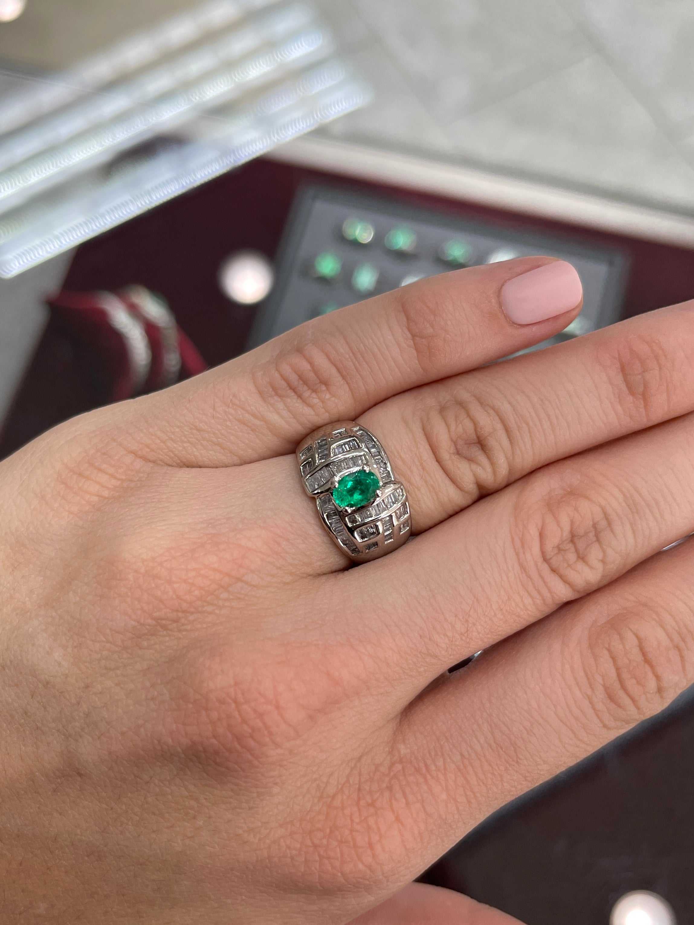 1.0tcw 18K Colombian Emerald-Oval Cut & Diamond Baguette Cocktail Ring - JR Colombian Emeralds