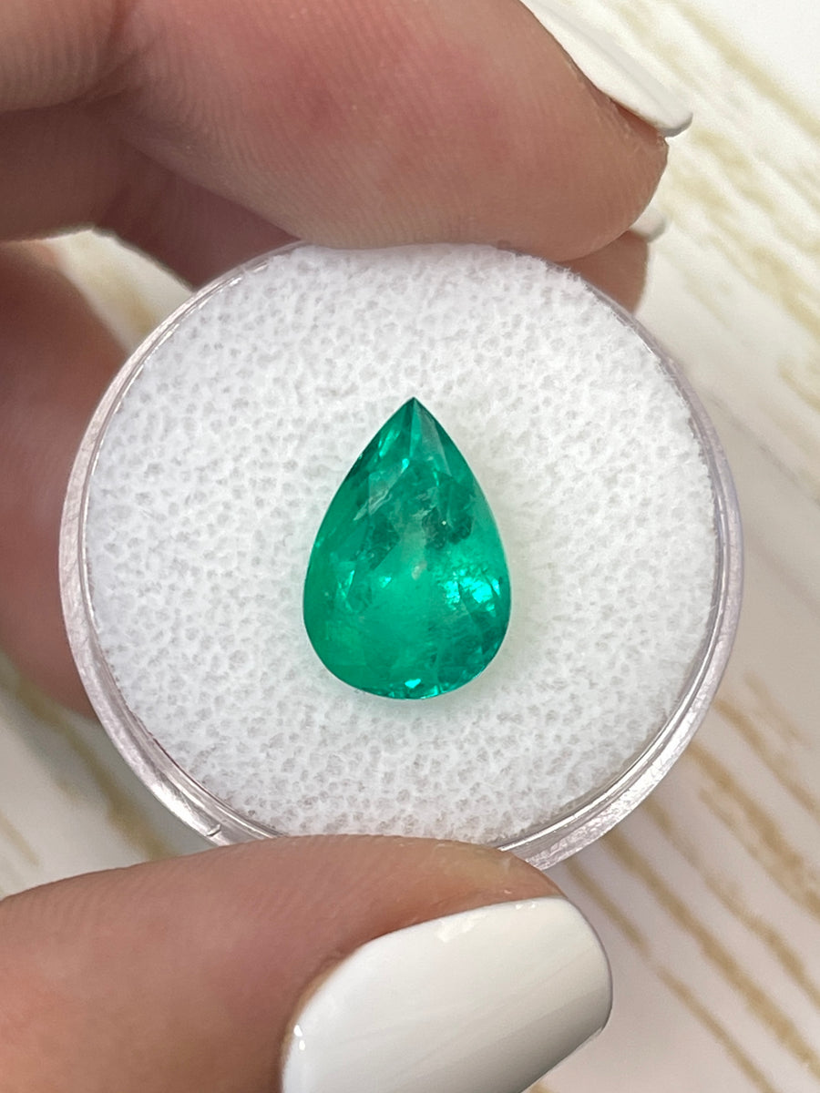 4.0 Carat Pear-Shaped Colombian Emerald with Yellowish Green Hue - Loose Natural Gemstone