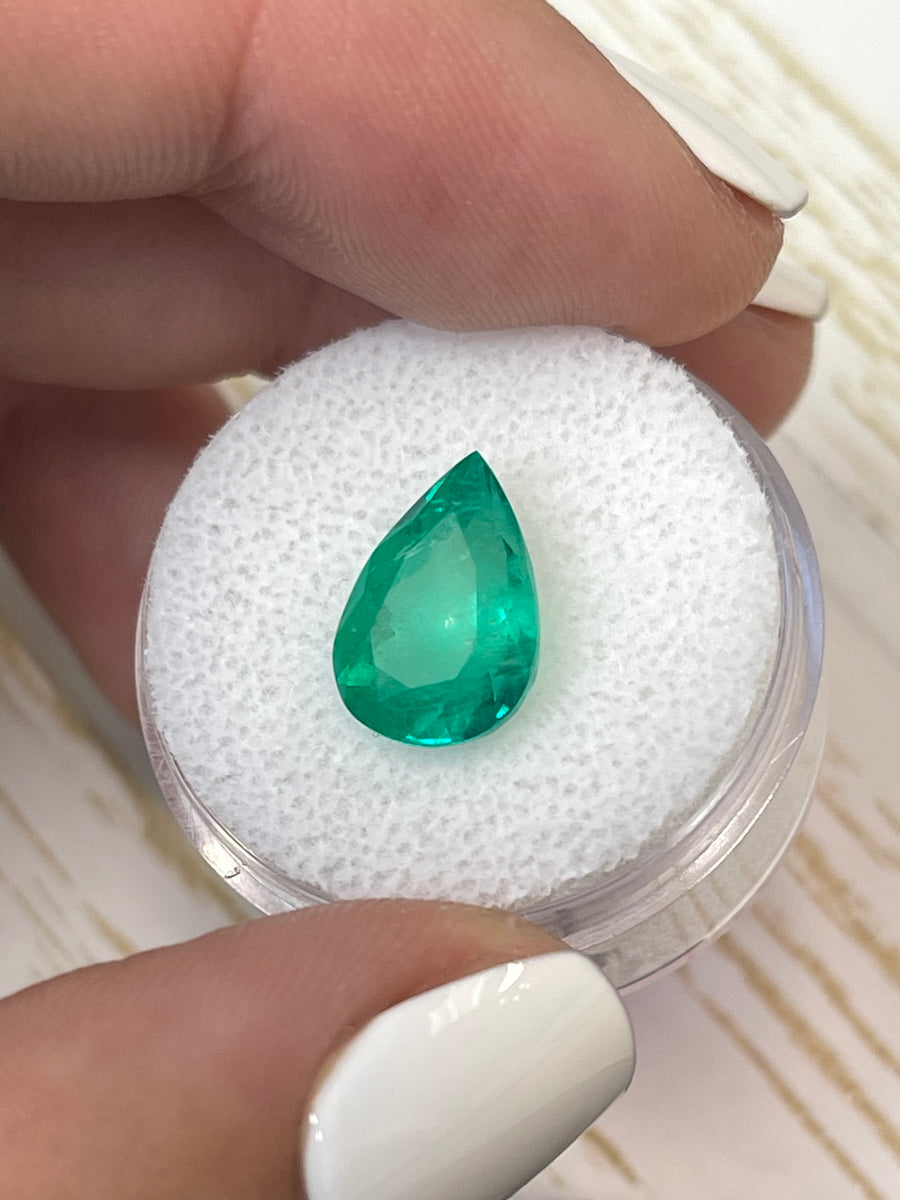 Elegant 4.0 Carat Pear-Cut Colombian Emerald - Natural Loose Stone