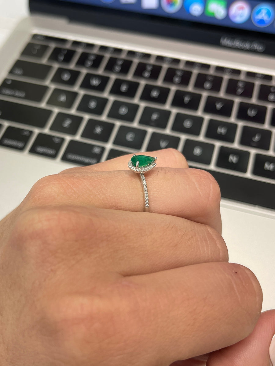 Classic Charm: Pear Emerald & Diamond 1.10tcw 14K Gold Engagement Ring