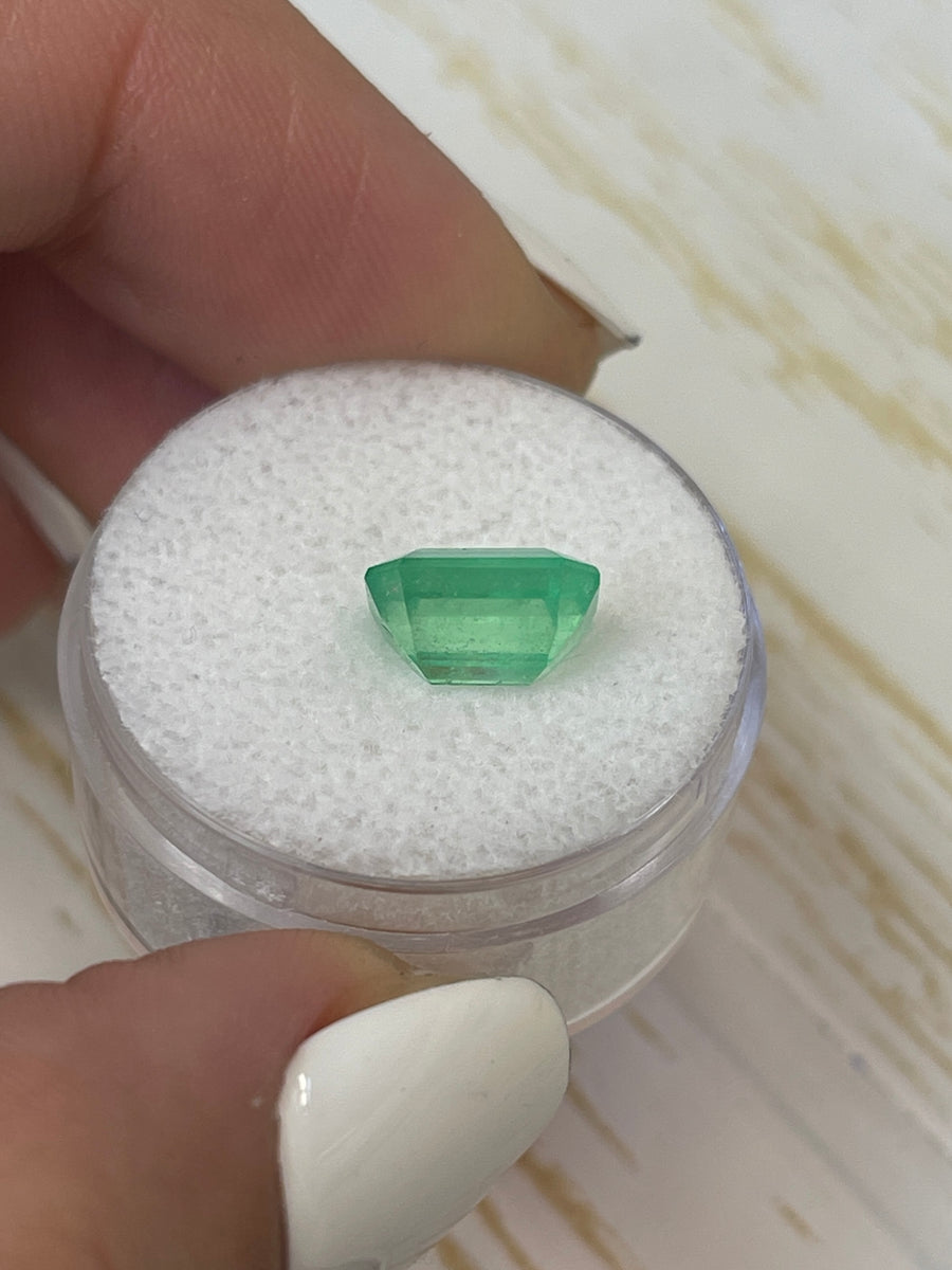 Colombian Emerald of 2.62 Carats - Emerald Cut, Yellow-Green Brilliance