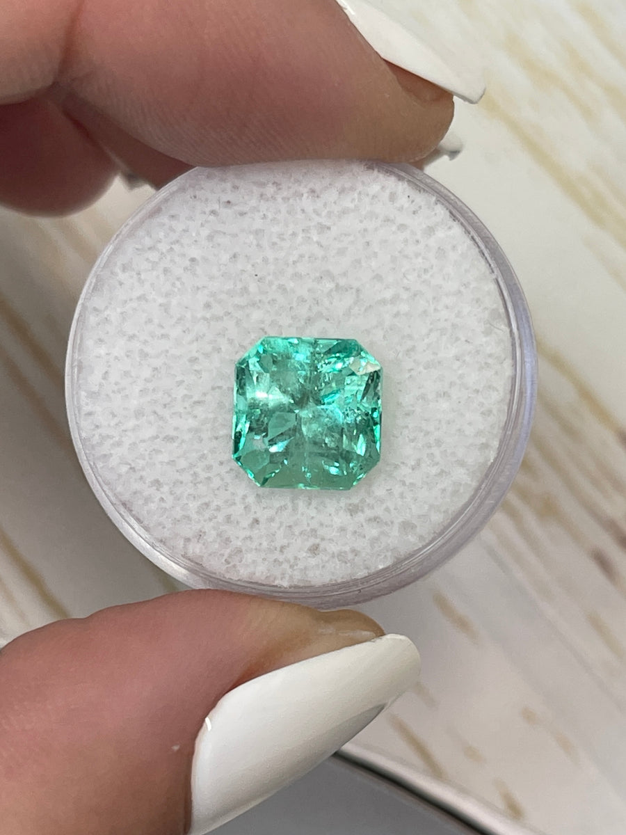Exquisite 3.87 Carat Asscher Cut Emerald - Vibrant Light Green Hue