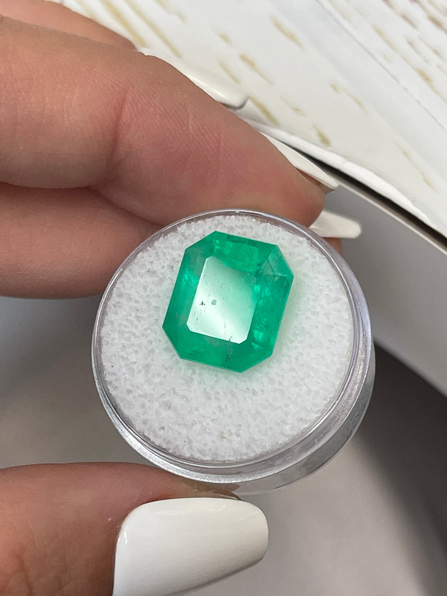 Colombian Emerald - 9.66 Carat Medium Emerald Cut Stone