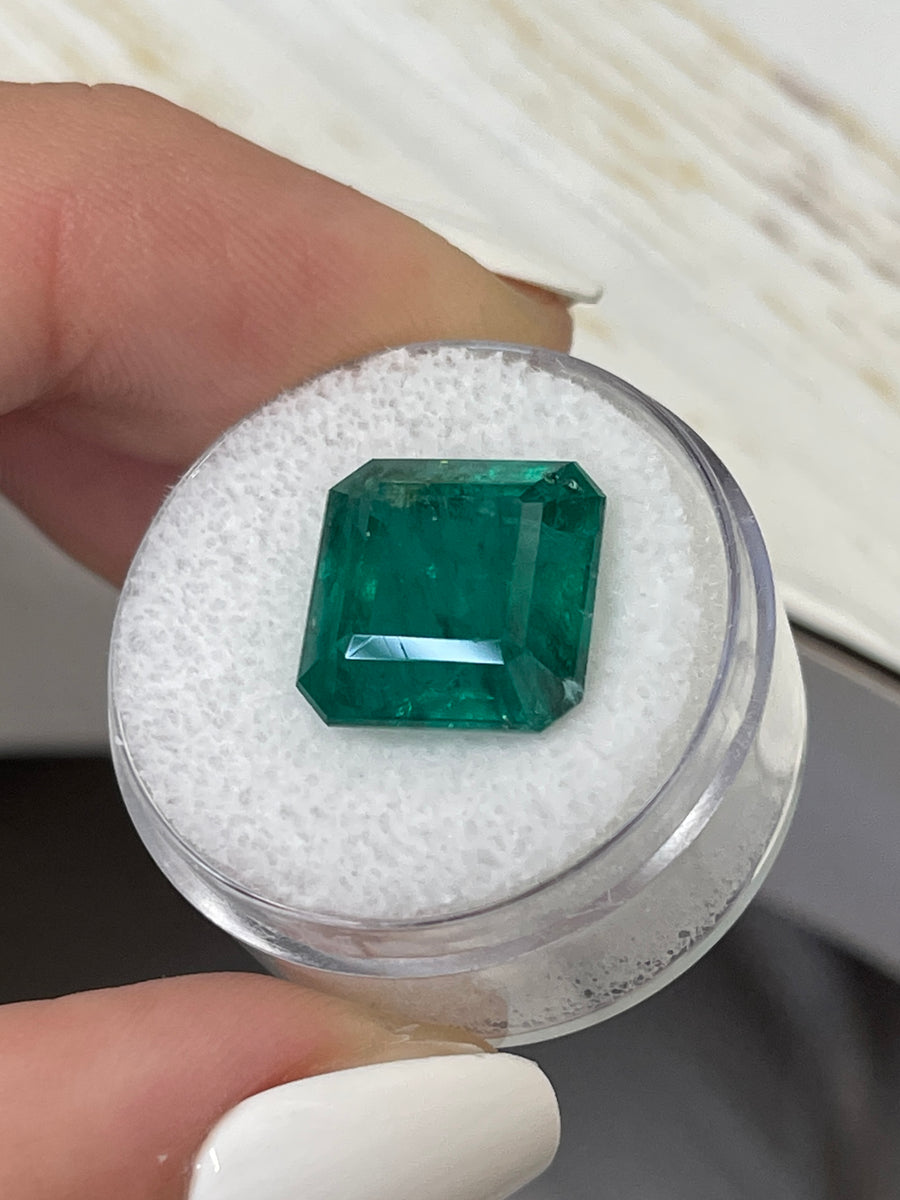 Exquisite Asscher-Cut 10.01 Carat Zambian Emerald - Rich Green Hue