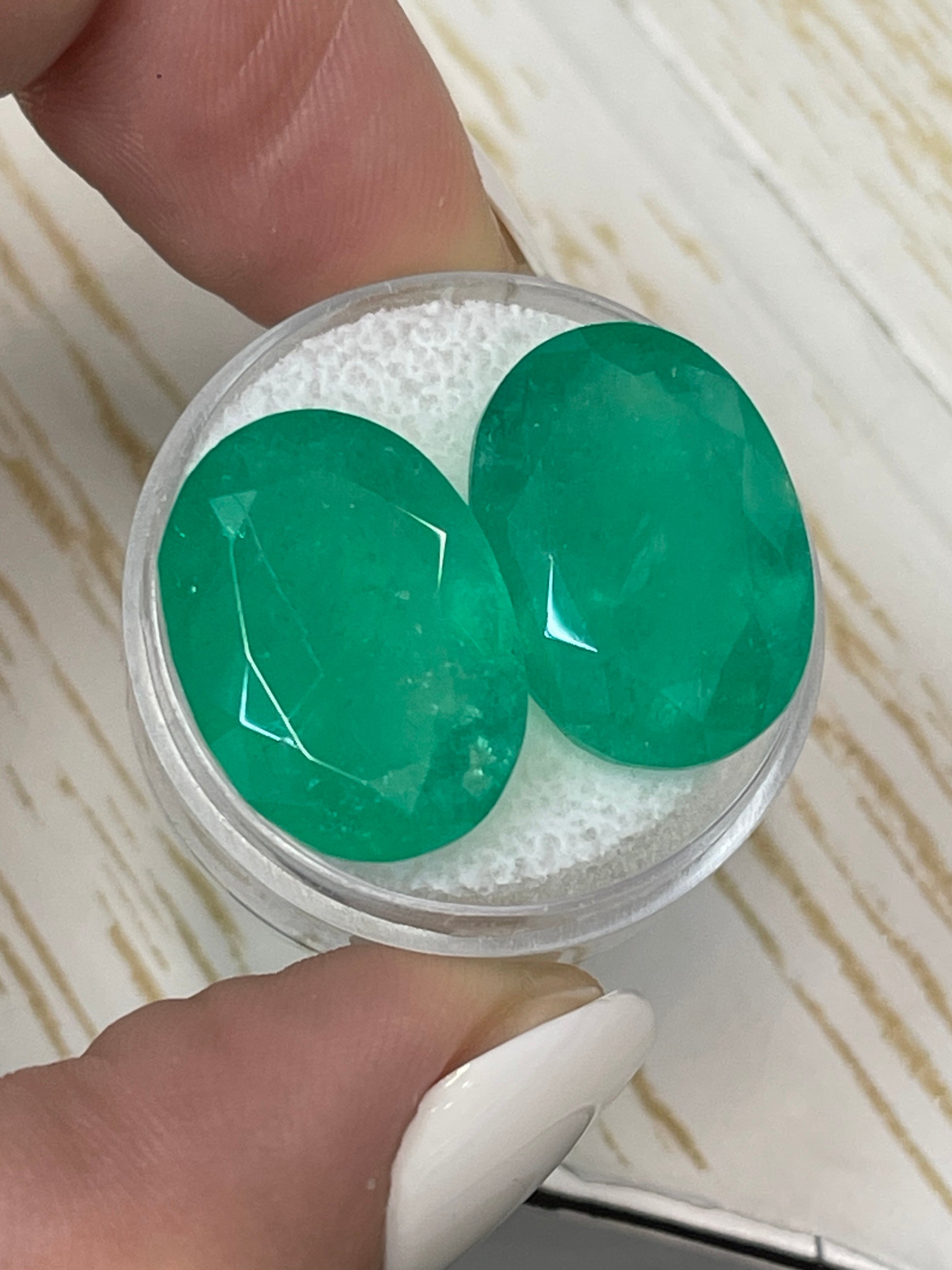 Matched Pair of Loose Colombian Emeralds - 30.12 Carats in Oval Cuts