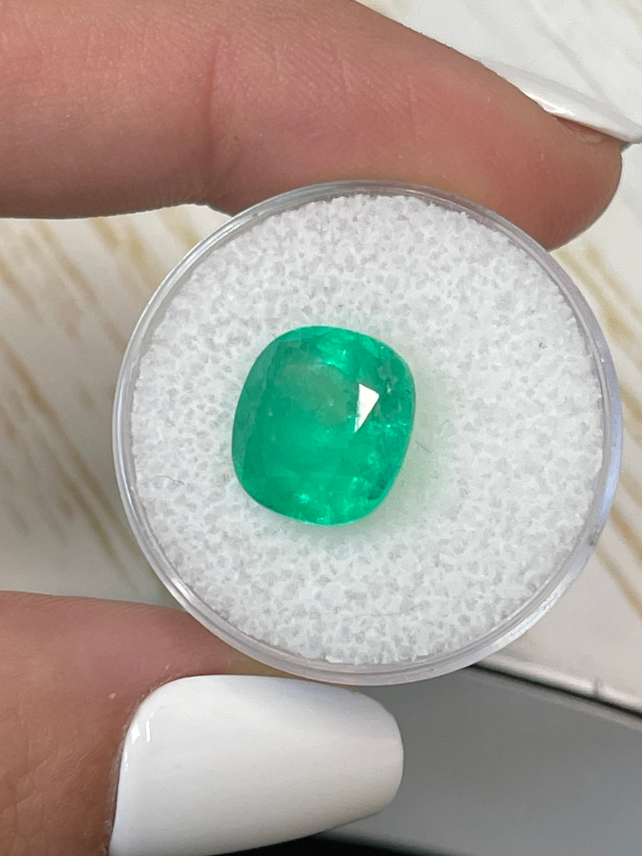 Green Colombian Emerald - 5.07 Carat Cushion-Shaped Loose Gem