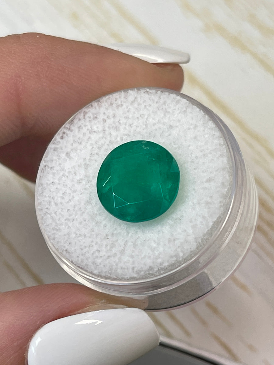 5.15 Carat Round Cut Colombian Emerald: Vibrant Green Shade