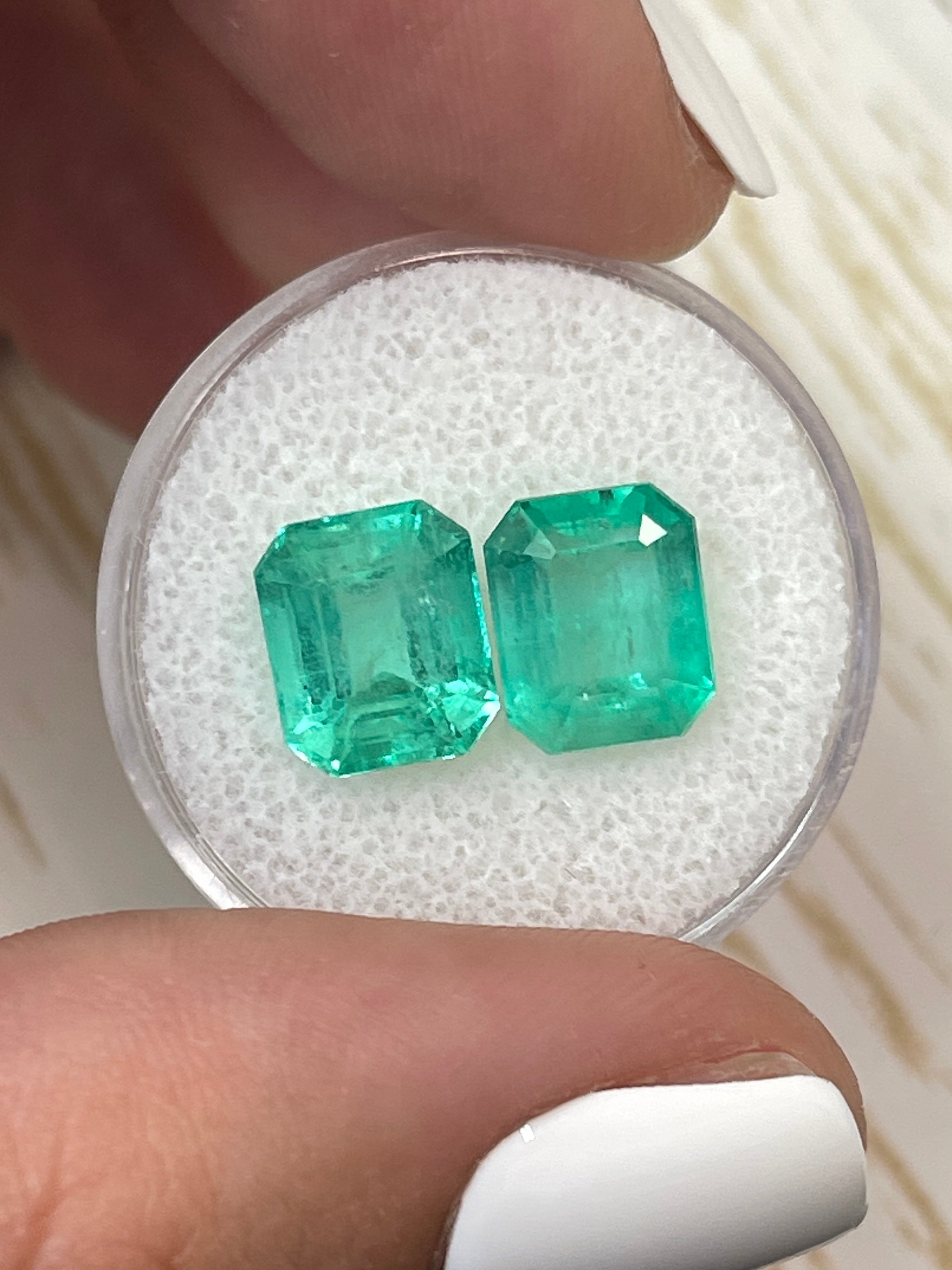 6.96tcw 9.5x8 Matching Green Loose Colombian Emeralds-Emerald Cut - JR Colombian Emeralds