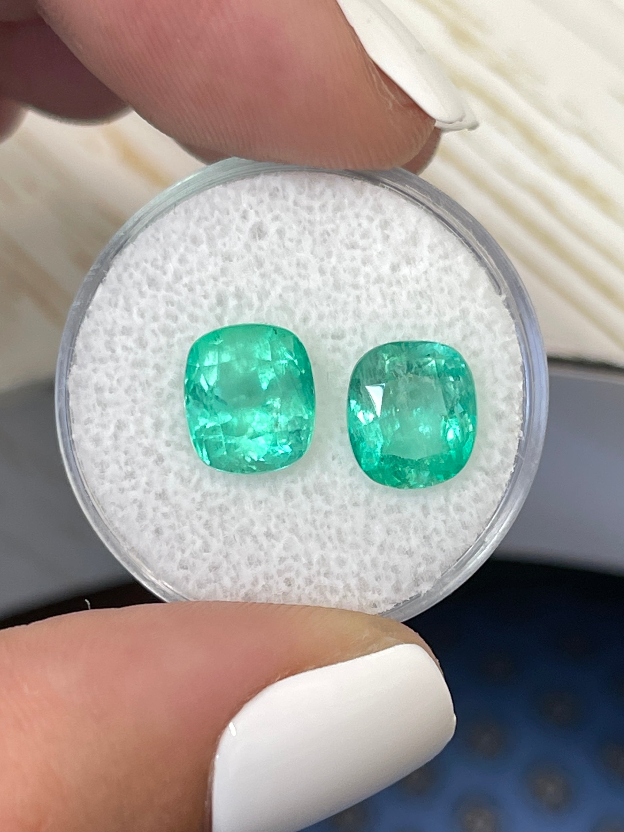 Cushion Cut Colombian Emerald Duo - 5.11 Carat Total Weight - Light Bluish Green