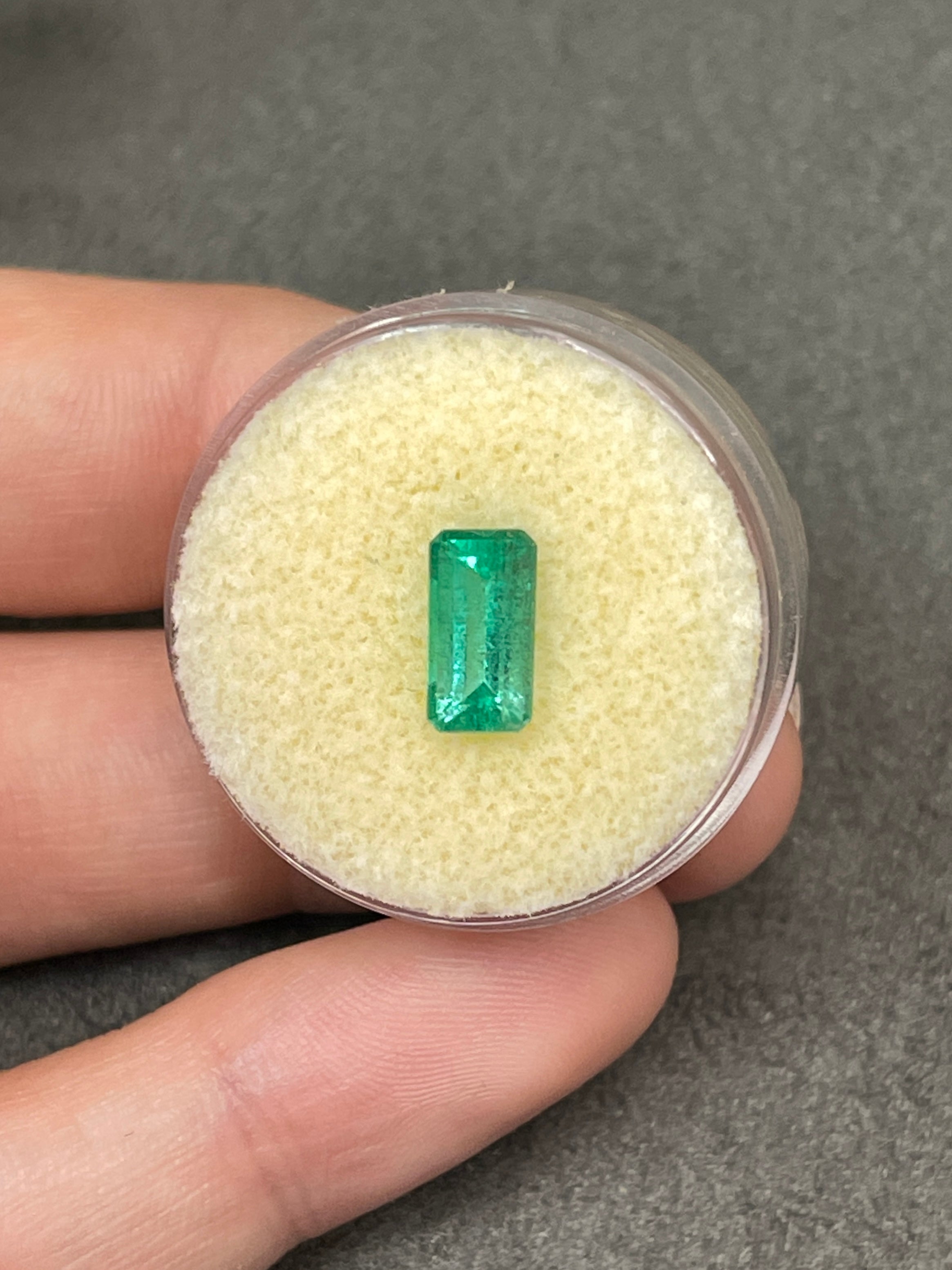 Genuine Colombian Emerald - 1.29 Carats - Elongated Emerald Cut