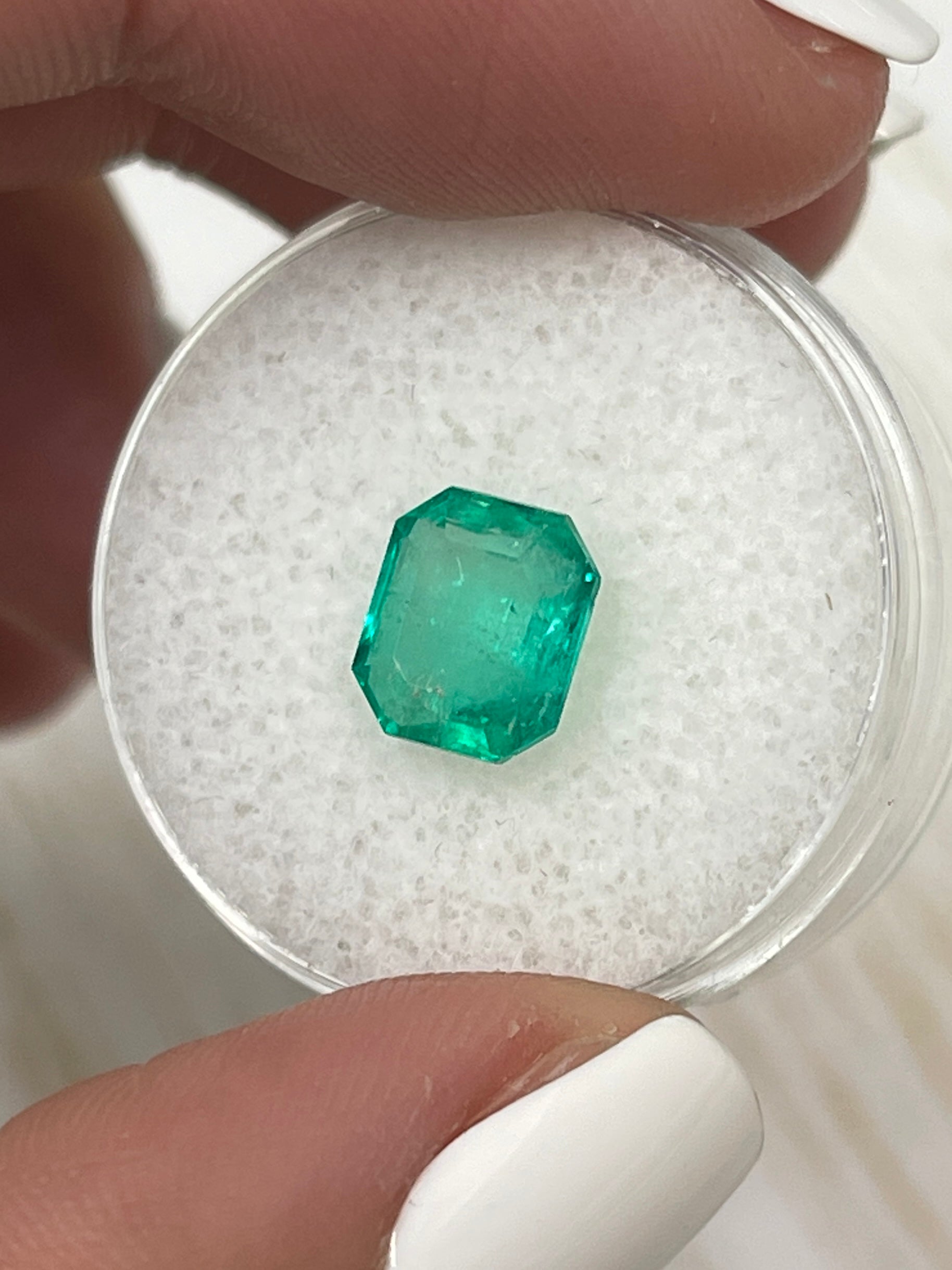 Green Colombian Emerald - 2.36 Carat Loose Natural Gem