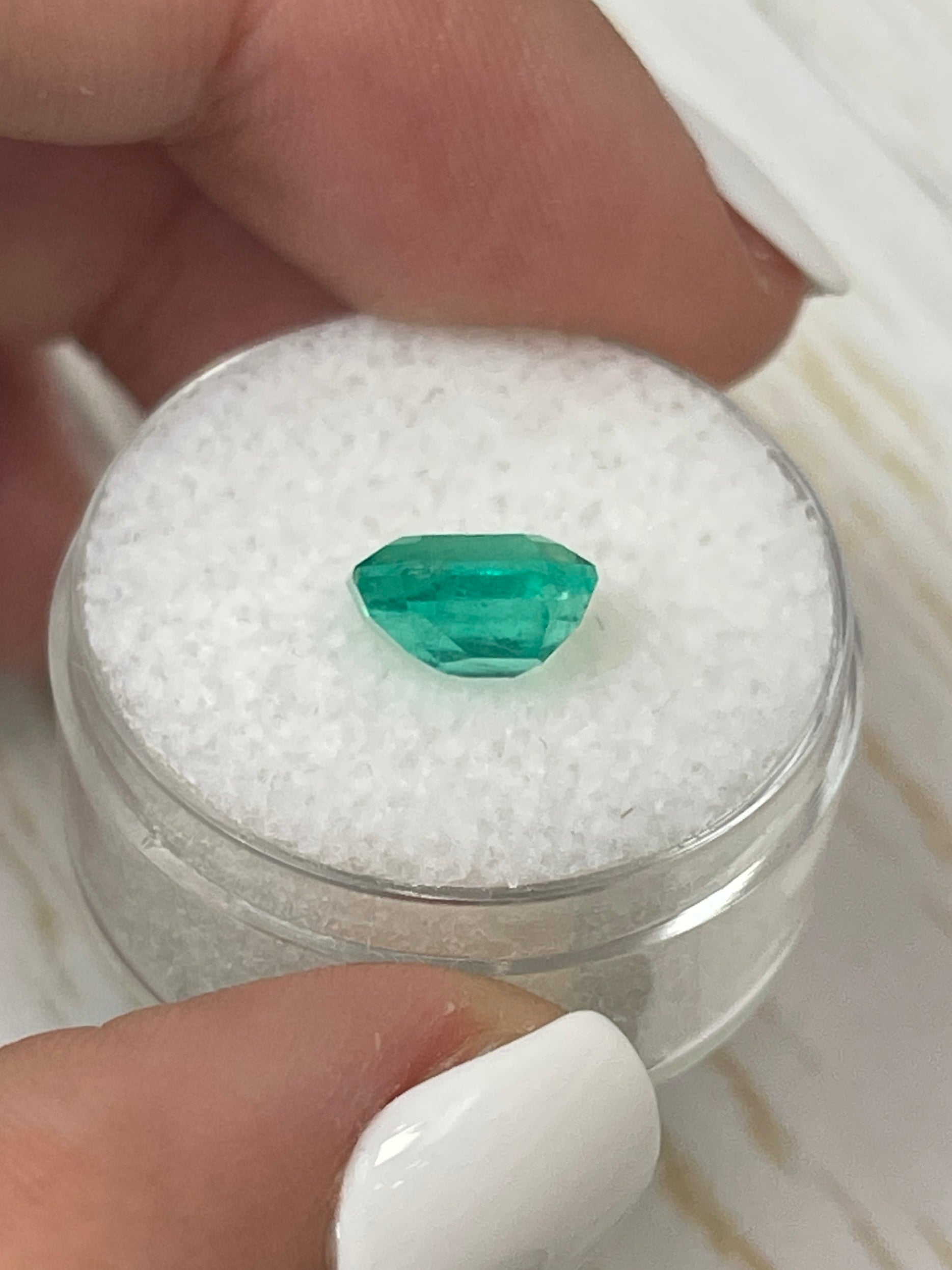 2.36 Carat Colombian Emerald - Brilliant Green Gem