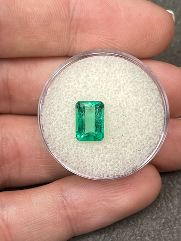 Emerald Cut Colombian Emerald: 1.50 Carat Vibrant Green Gemstone