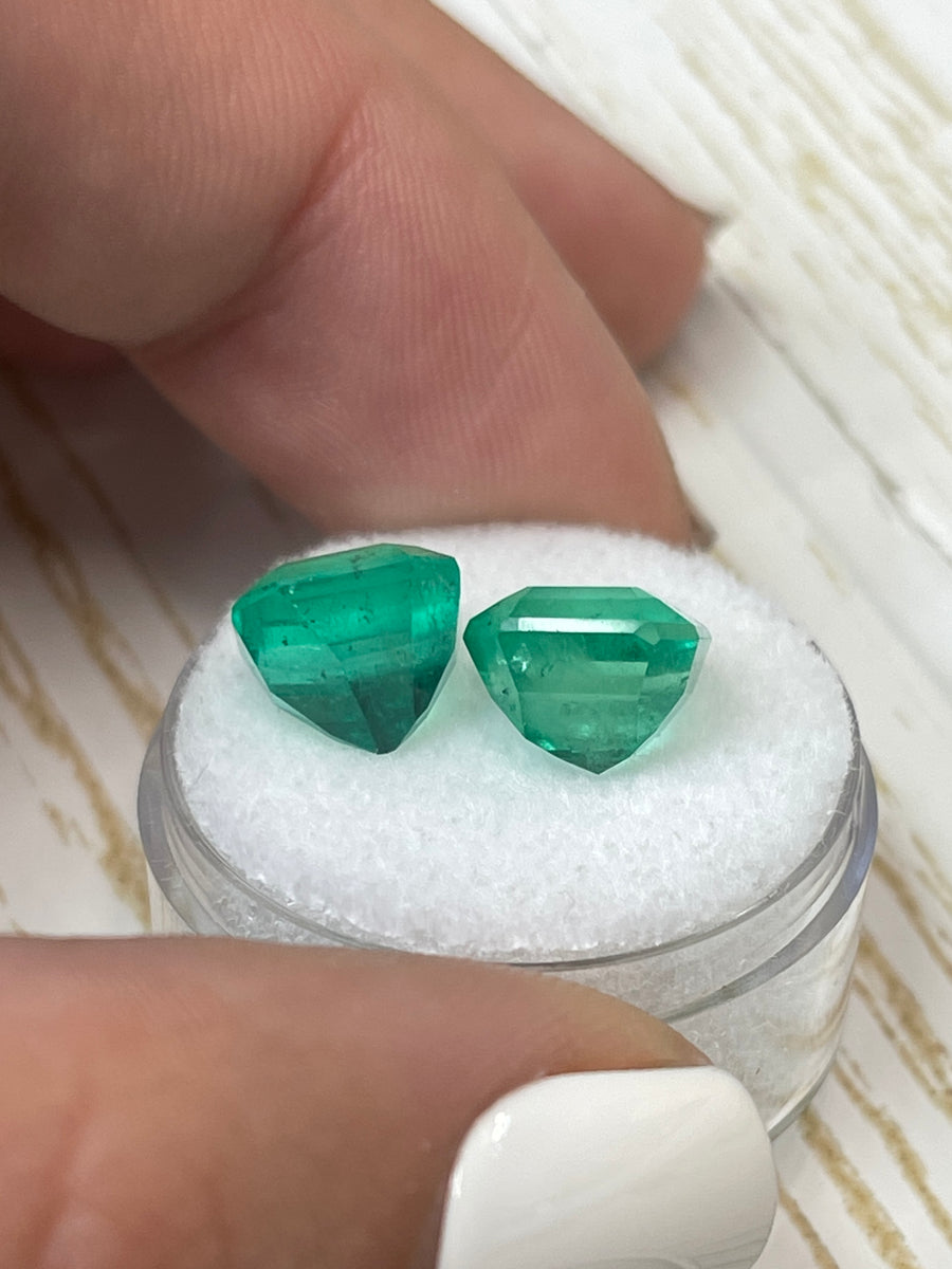 Colombian Emeralds - Set of 2, 8.60 Carats, Asscher Cut, Matching Green