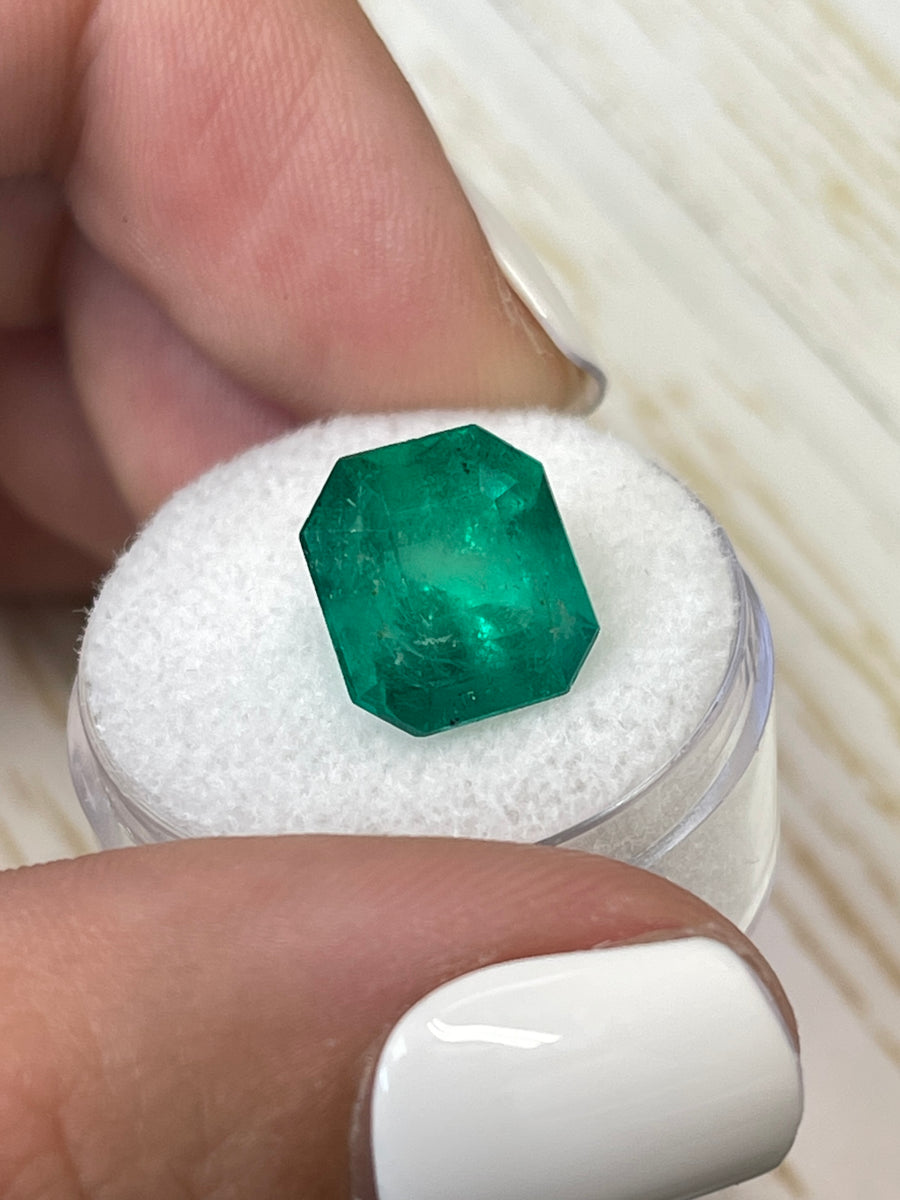 5.91 Carat Deep Green Colombian Emerald - Premium Quality Gem