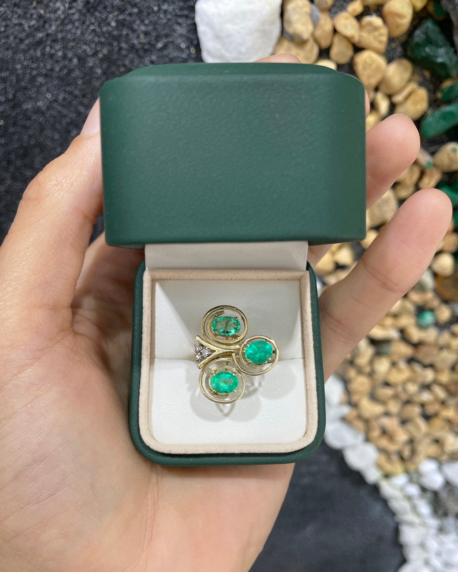 .09tcw 14K Oval Colombian Emerald 