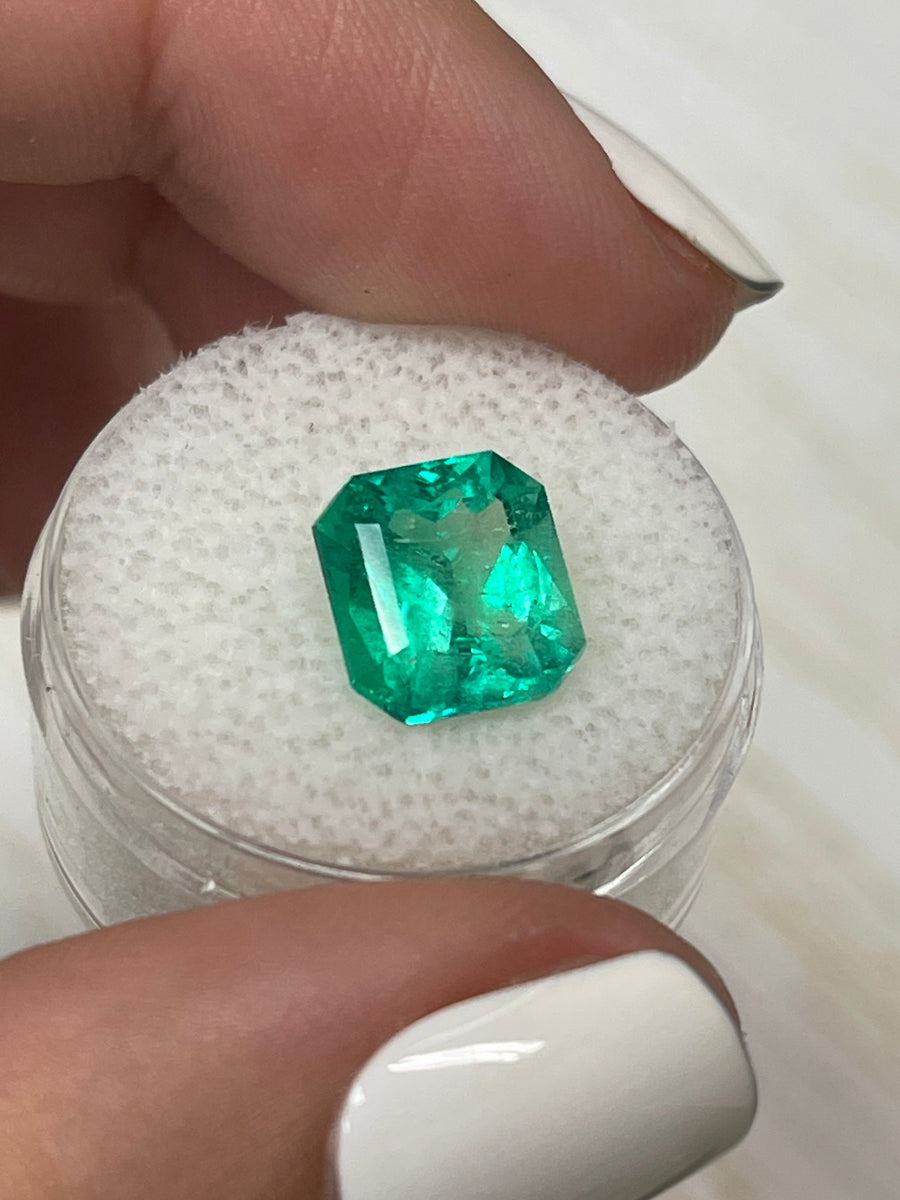 4.20 Carat 10x10 Vibrant Loose Colombian Emerald-Asscher Cut
