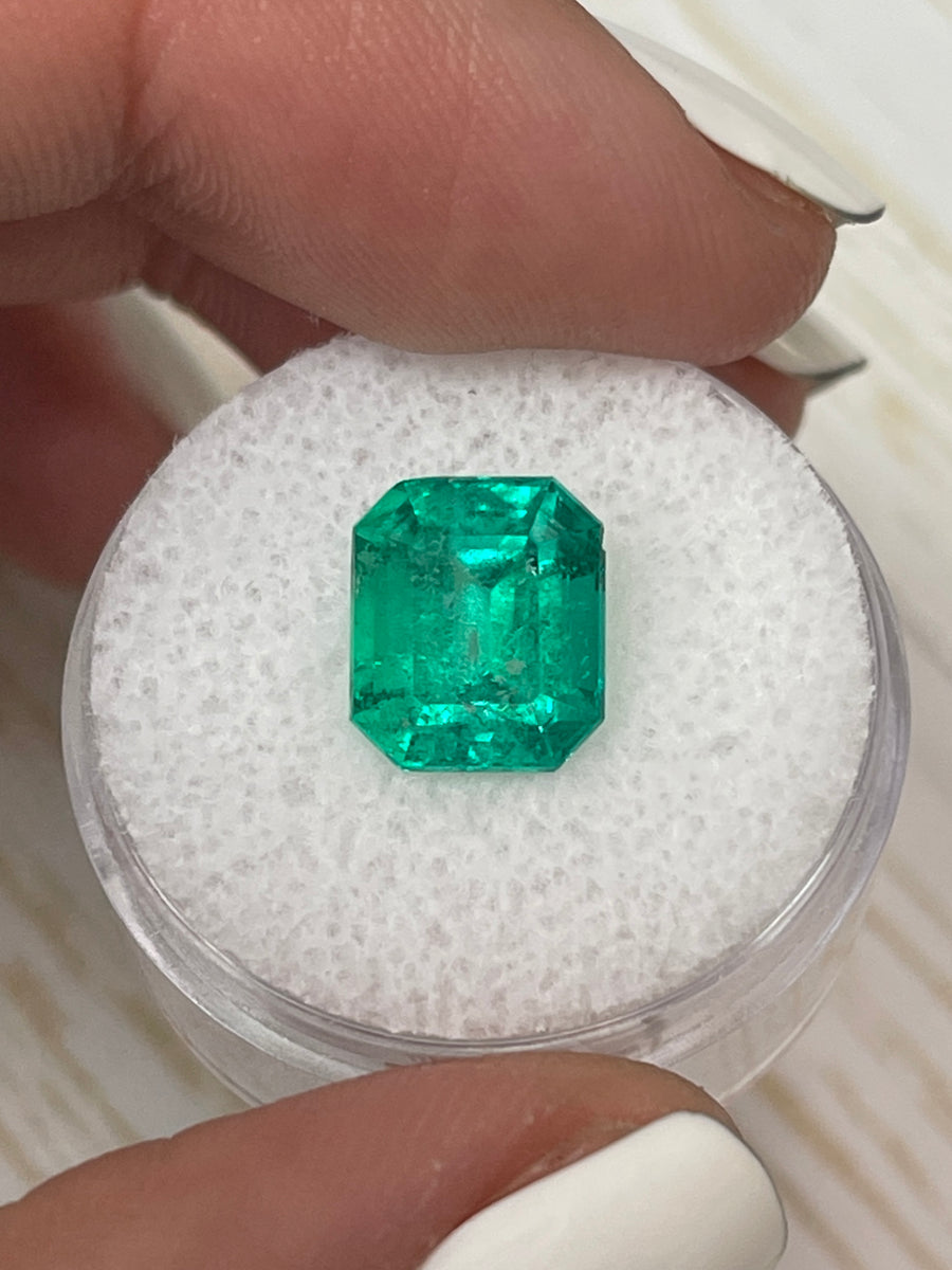 Natural Vivid Green Colombian Emerald - 4.26 Carat Emerald Cut Beauty