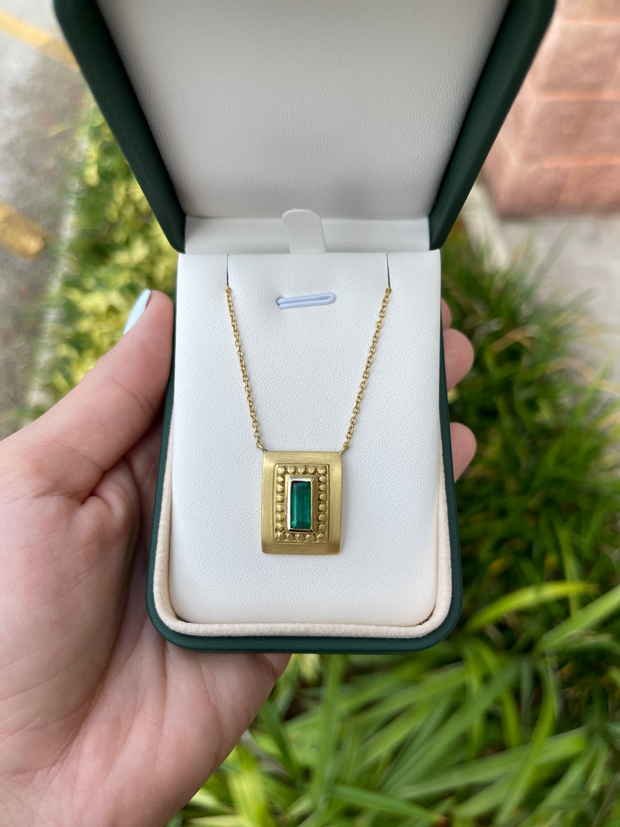 1.60 Carat Bezel Set Colombian Emerald Solitaire Necklace Gold 18K