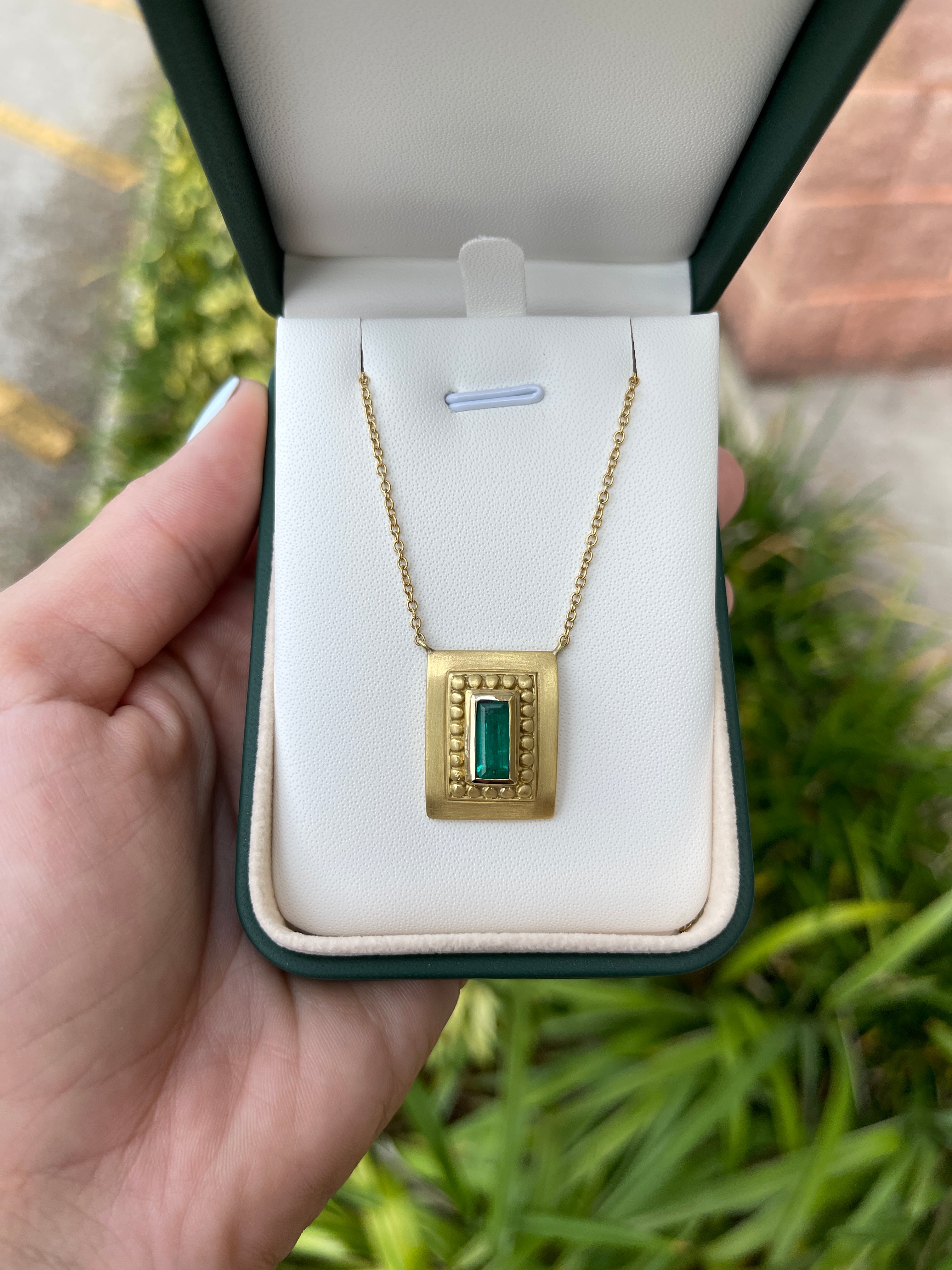 1.60 Carat Bezel Set Colombian Emerald Solitaire Necklace Gold 18K - JR Colombian Emeralds