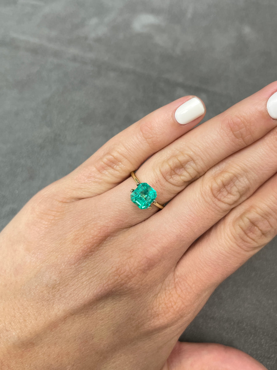 Natural Emerald in an Emerald Cut, 2.46 Carat, Bluish Green