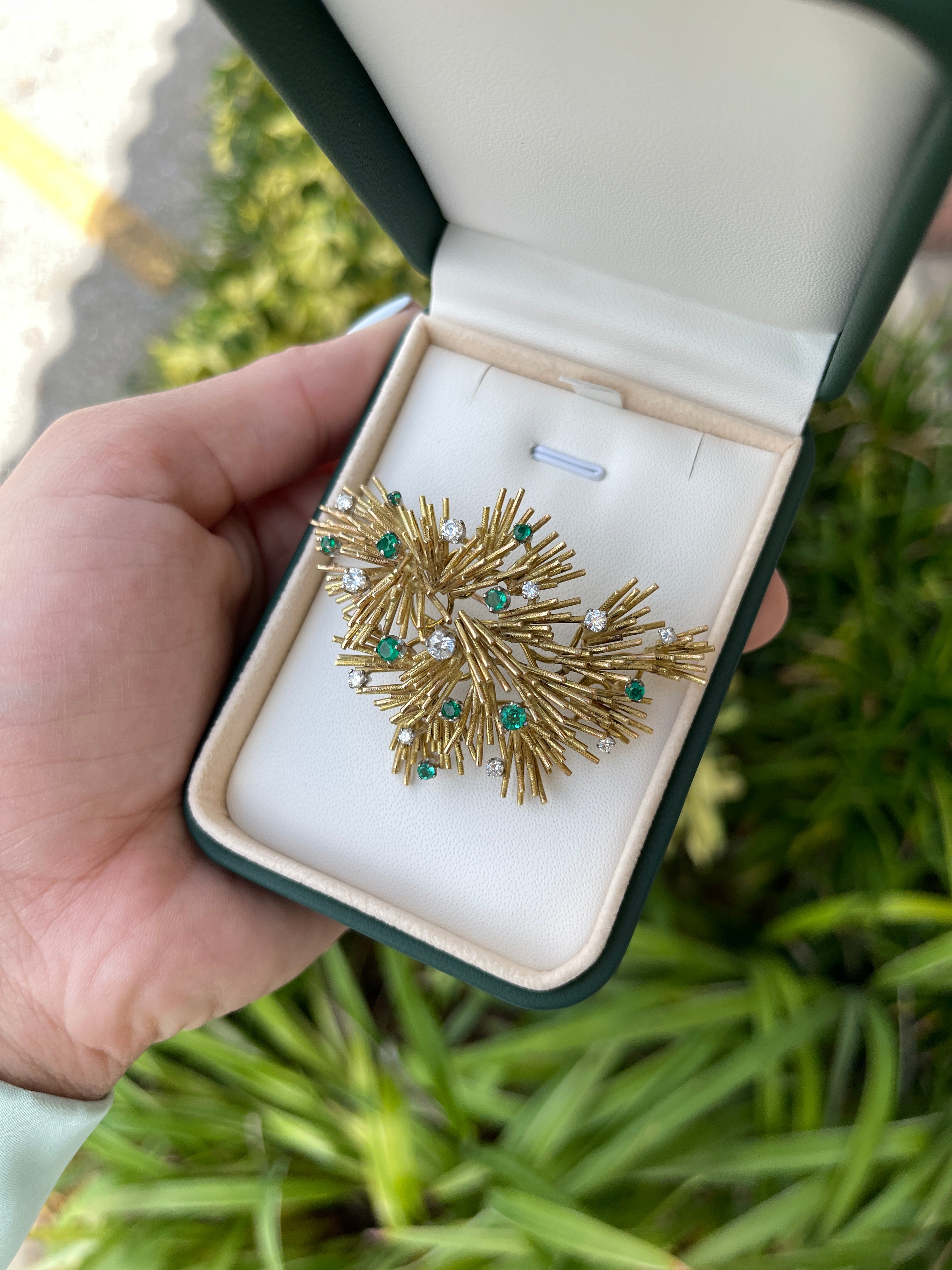 2.05tcw Colombian Emerald & Diamond Gold Sea Urchin Brooch 18K - JR Colombian Emeralds