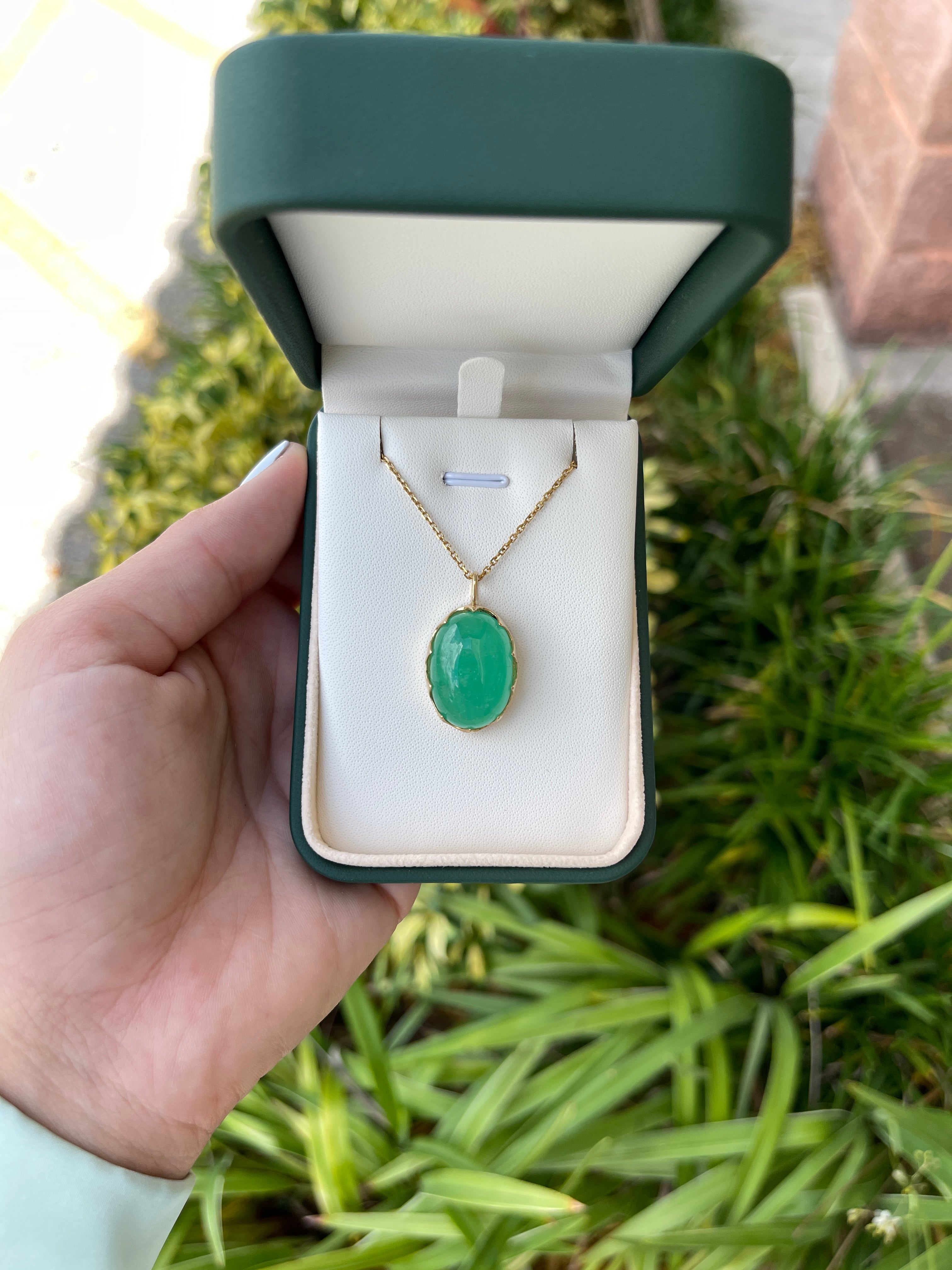 29.85 Carat Large Oval Cut Colombian Emerald Cabochon Necklace 14K - JR Colombian Emeralds