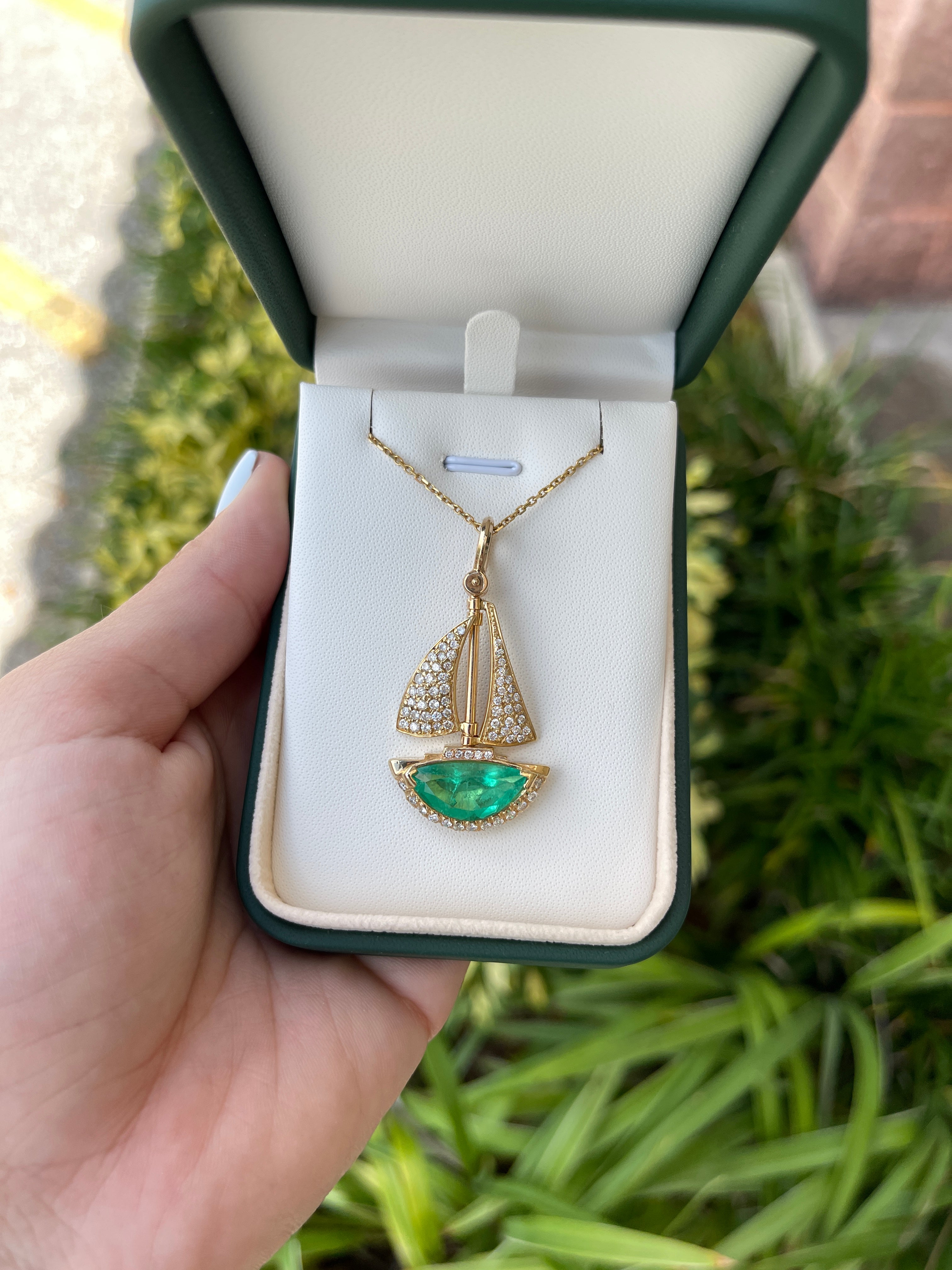 Handmade 14K Jewelry with Colombian Emerald & Diamond Sail Boat