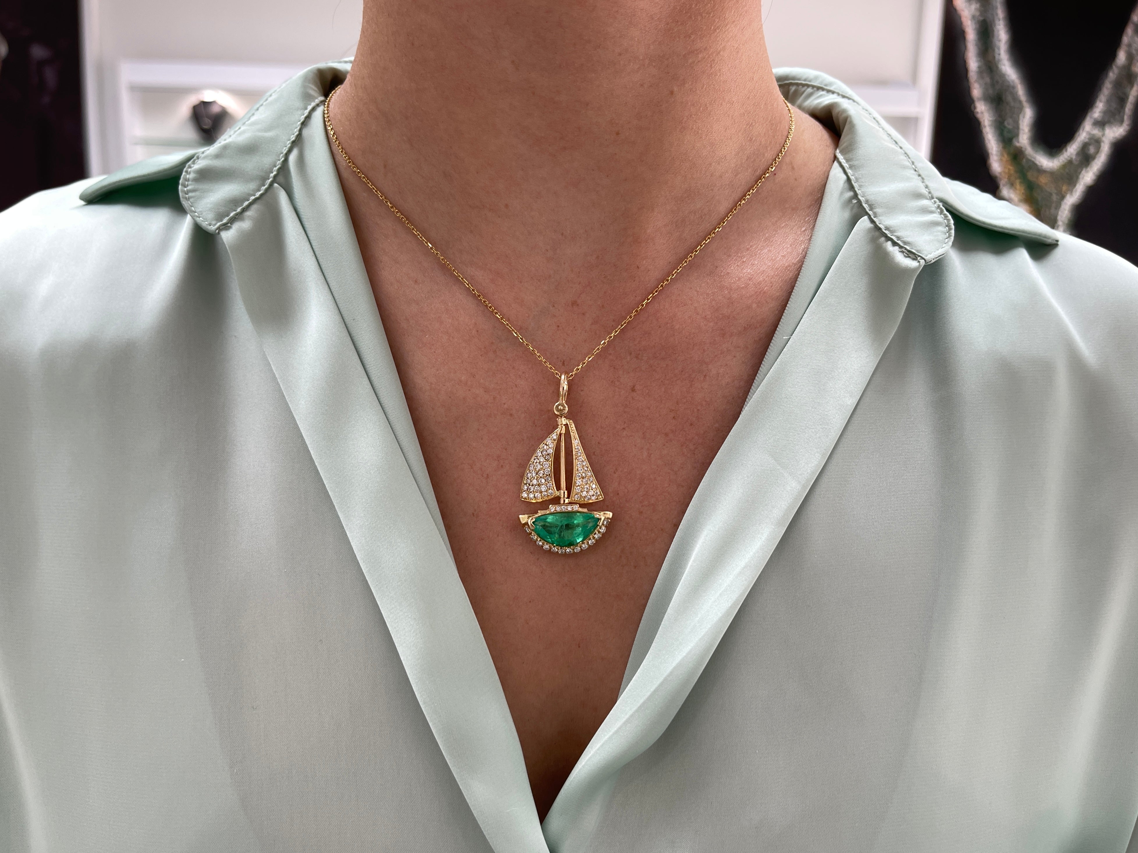 Exquisite Colombian Emerald & Diamond 14K Sail Boat Jewelry