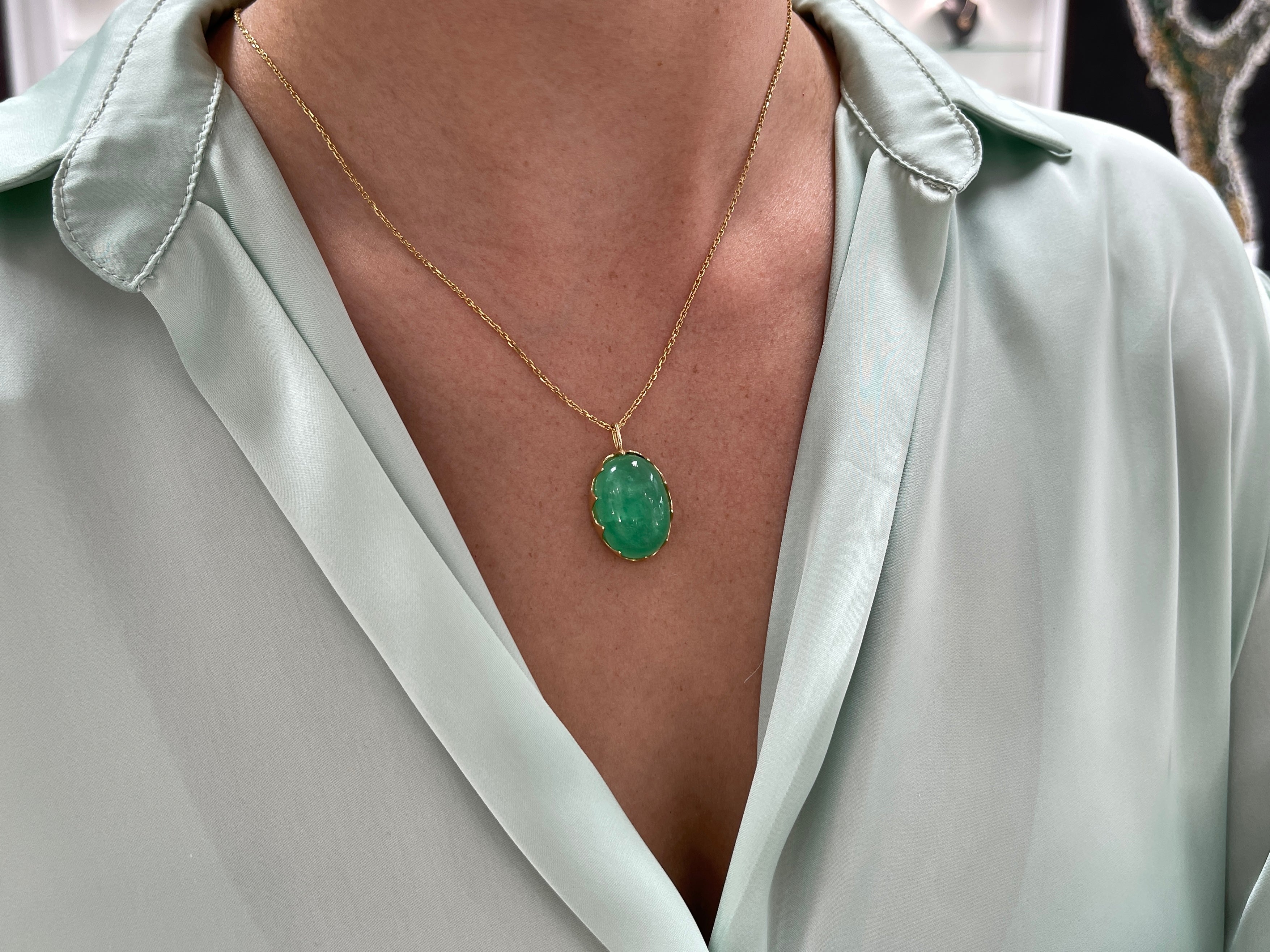 29.85 Carat Large Oval Cut Colombian Emerald Cabochon Necklace 14K - JR Colombian Emeralds