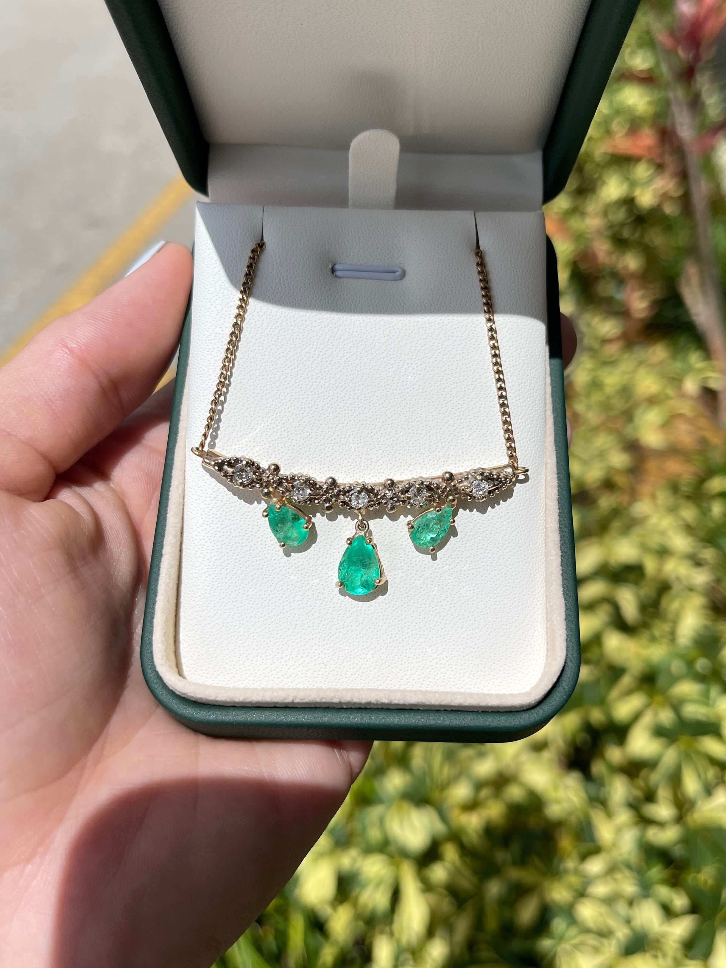 6.70tcw Bib Vintage Emerald Pear & Diamond Necklace 14K - JR Colombian Emeralds