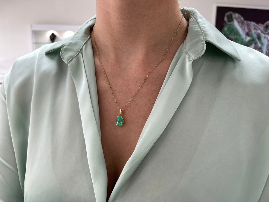 4.54 Carat Tear Drop Medium Green Colombian Emerald Solitaire Necklace 14K