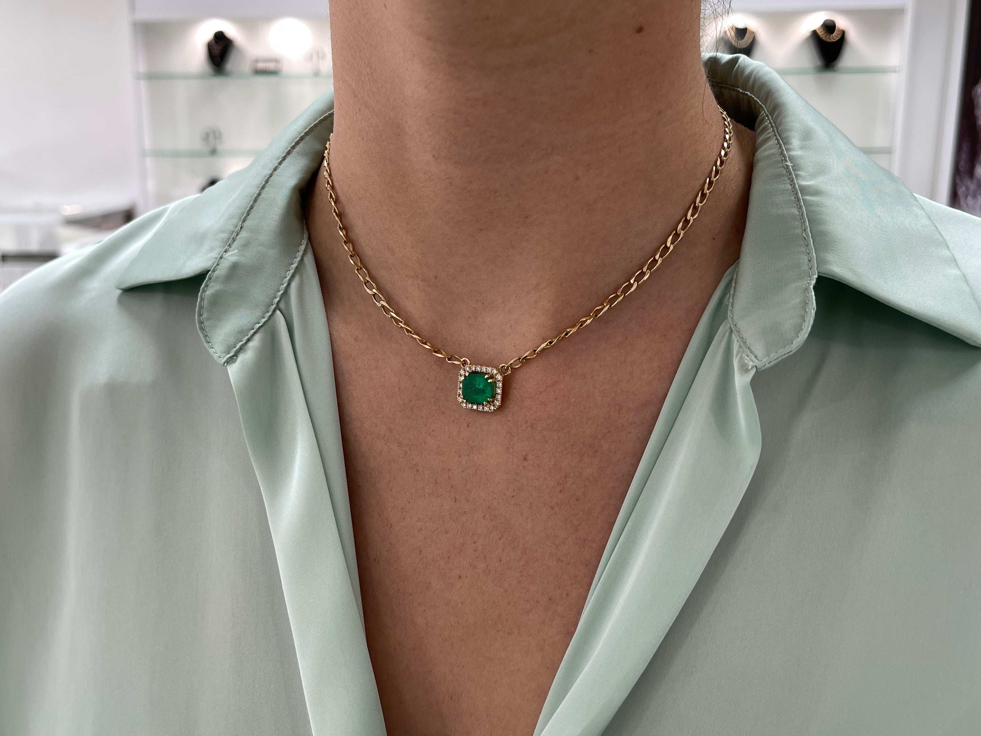 Dark Green Colombian Emerald Pendant with Diamonds in 18k Gold