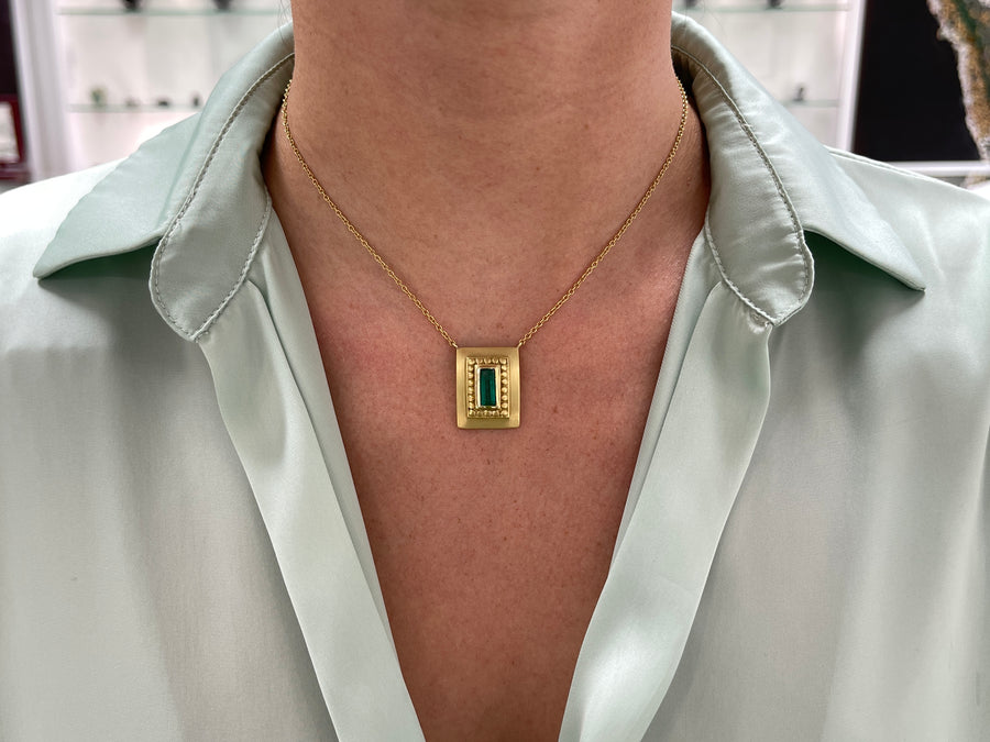 1.60 Carat Bezel Set Colombian Emerald Solitaire Necklace Gold 18K
