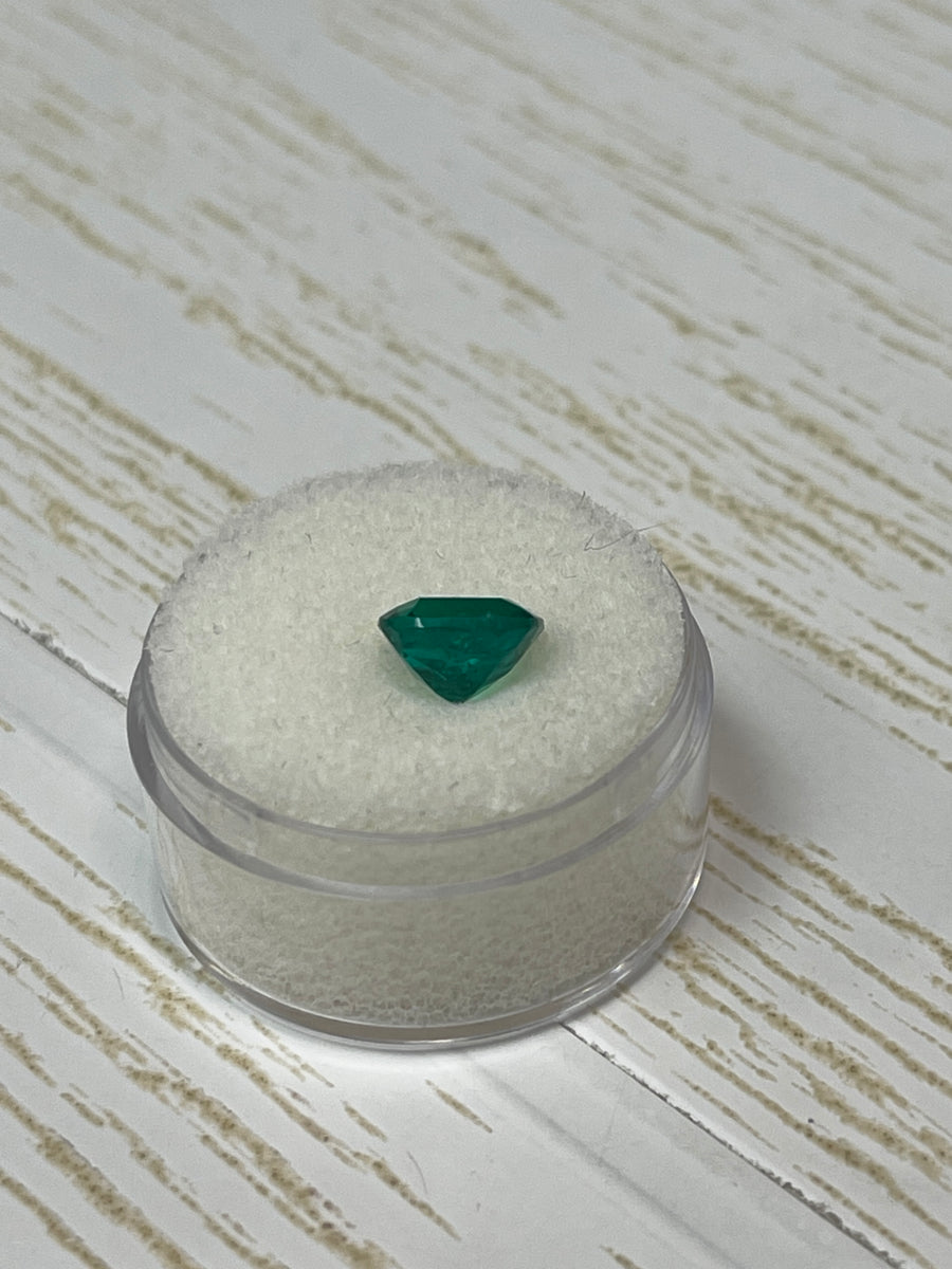 8x7 Cushion-Cut Colombian Emerald – Brilliant 1.94 Carat Loose Gem