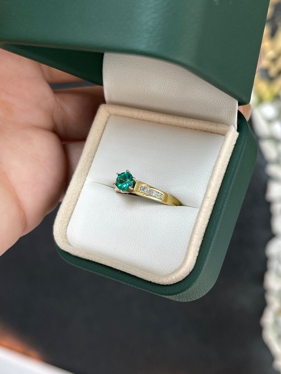 1.01tcw Round Emerald & Princess Cut Diamond Accent Engagement Ring 18K