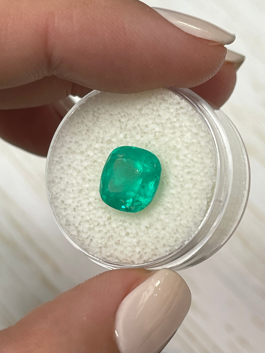 SEO-Friendly ALT Text for a Stunning 4.0 Carat Colombian Emerald