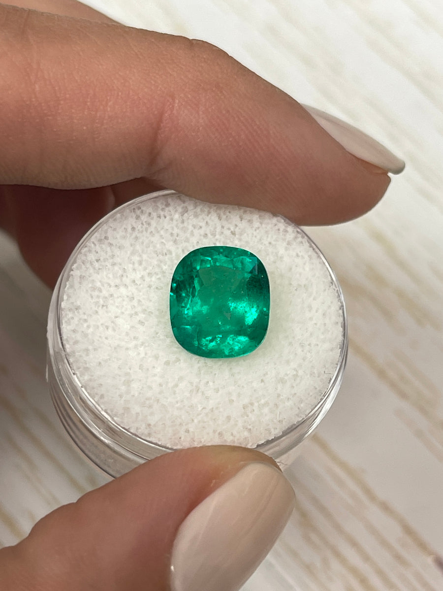 4.19 Carat Muzo Green Colombian Emerald - Vivid Cushion Cut Gem